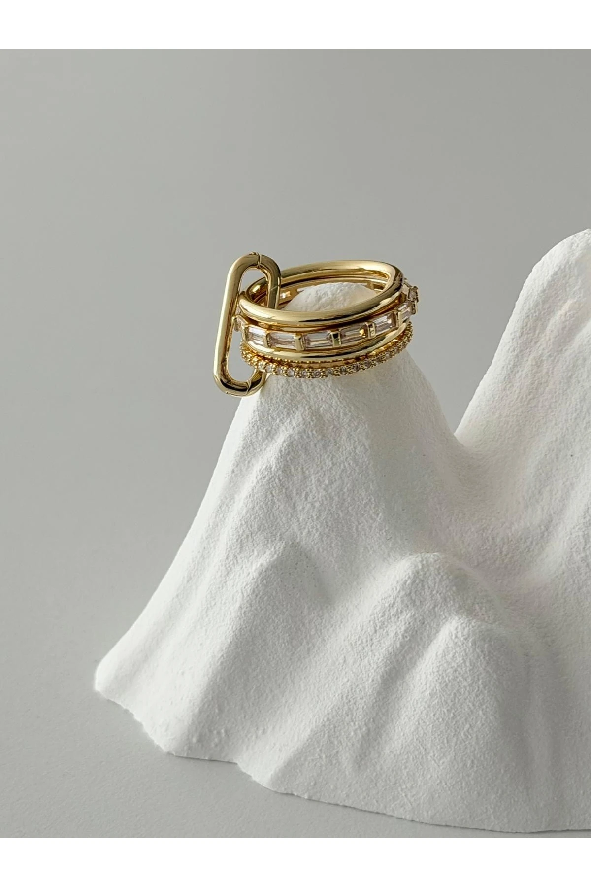 Çelik Baget Taşlı Spinelli Yüzük