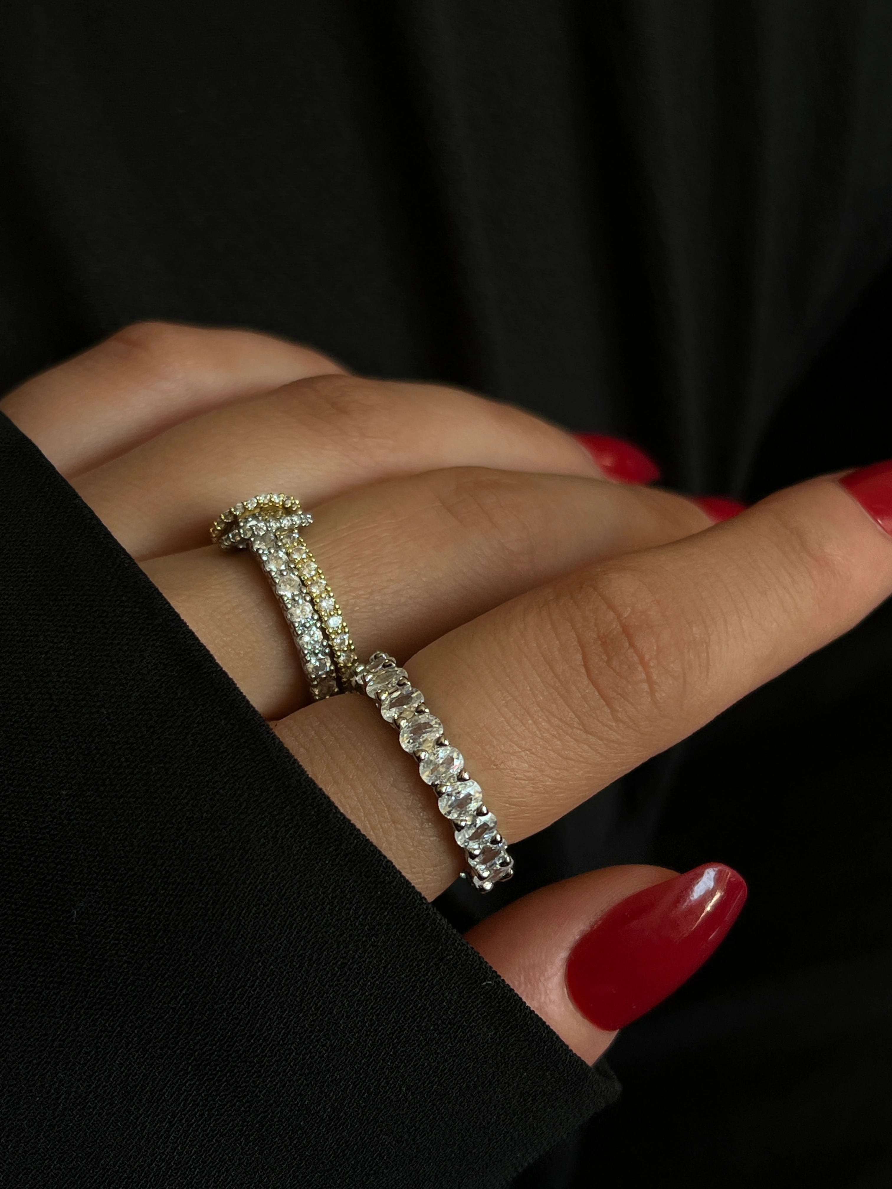 Sıralı Damla Zirkon Taşlı Kadın Yüzük