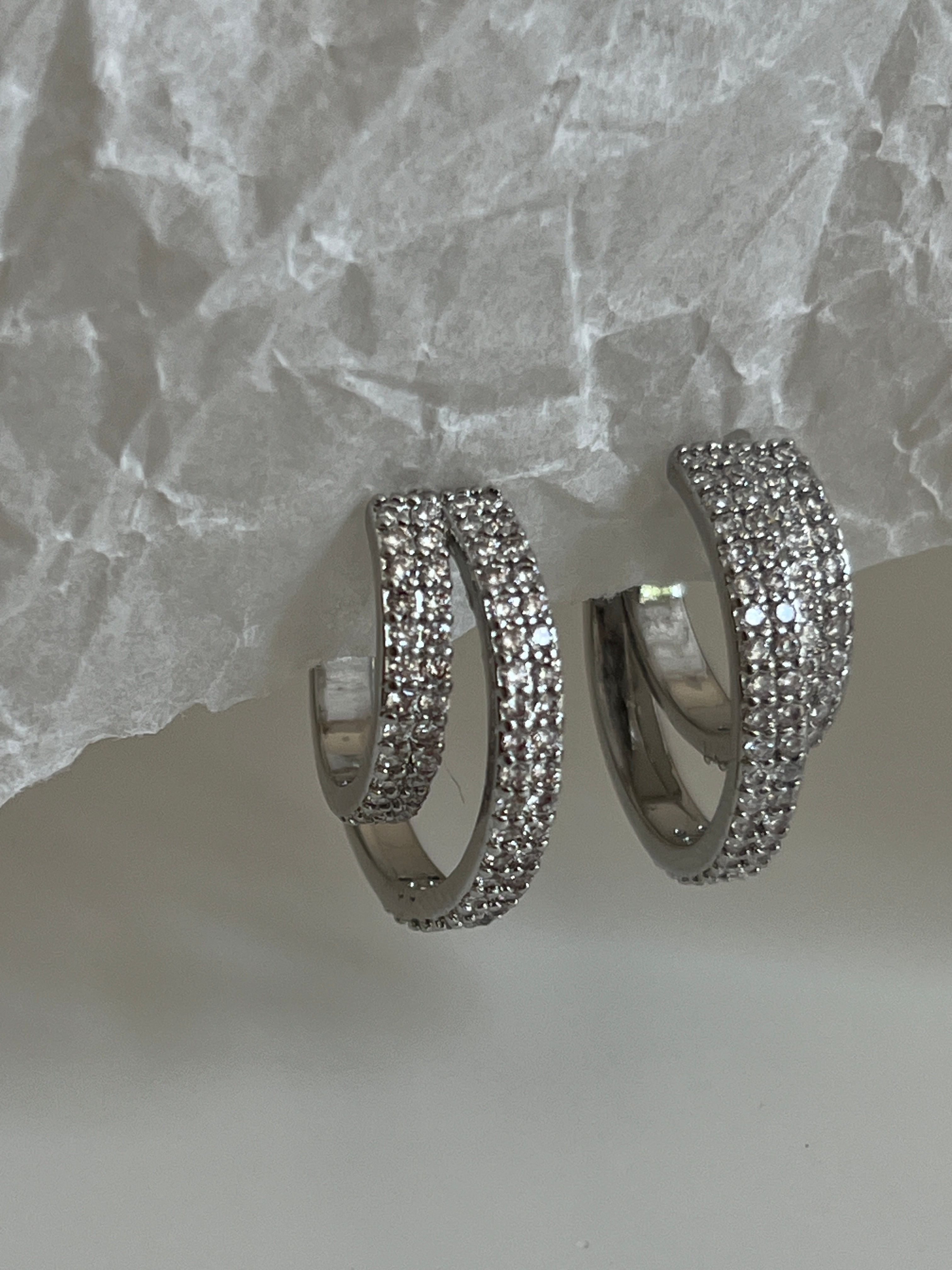 Zirkon Taşlı İkili Halka Kadın Küpe