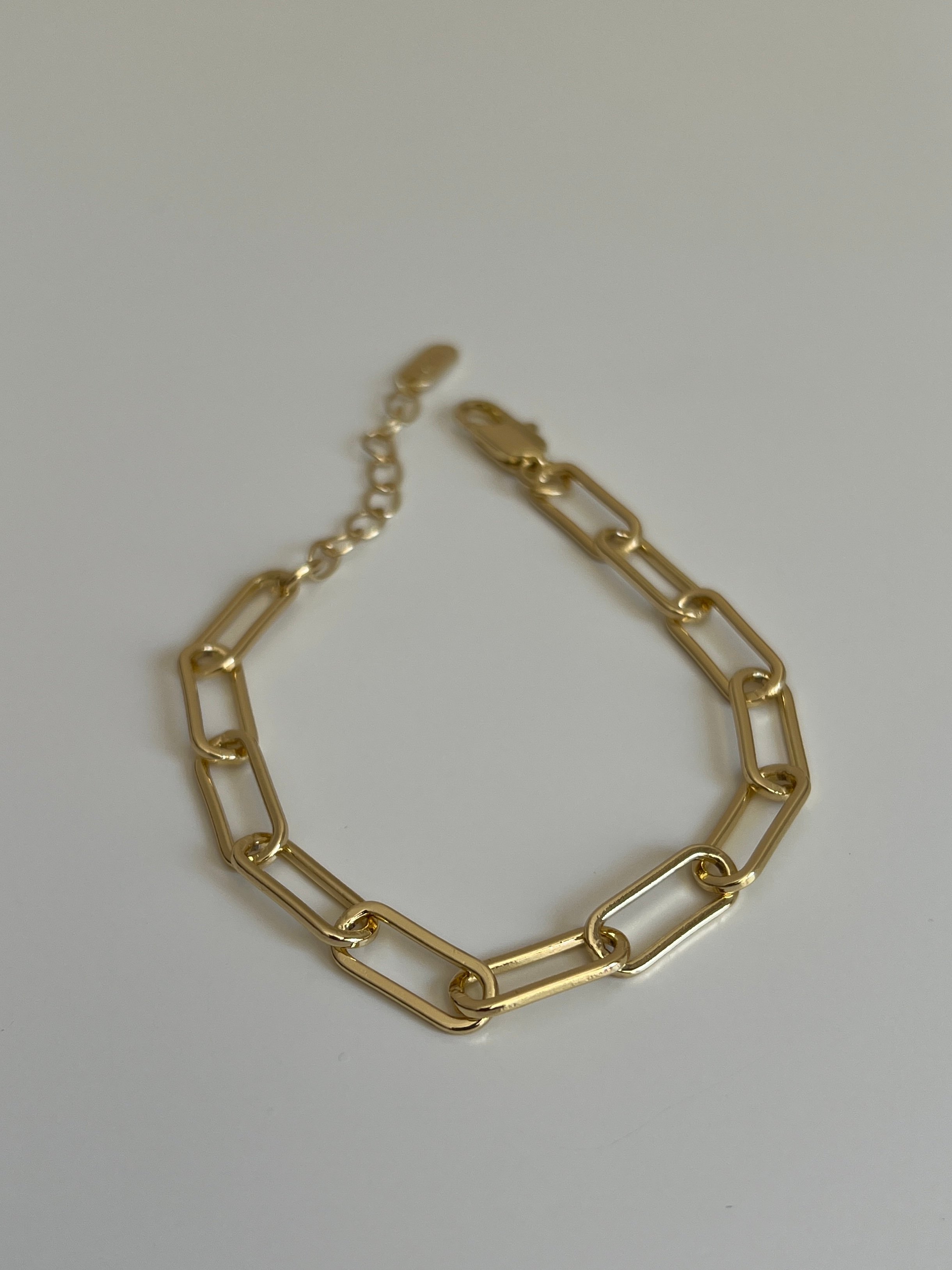 Gold Rengi Zincir Model Kadın Bileklik