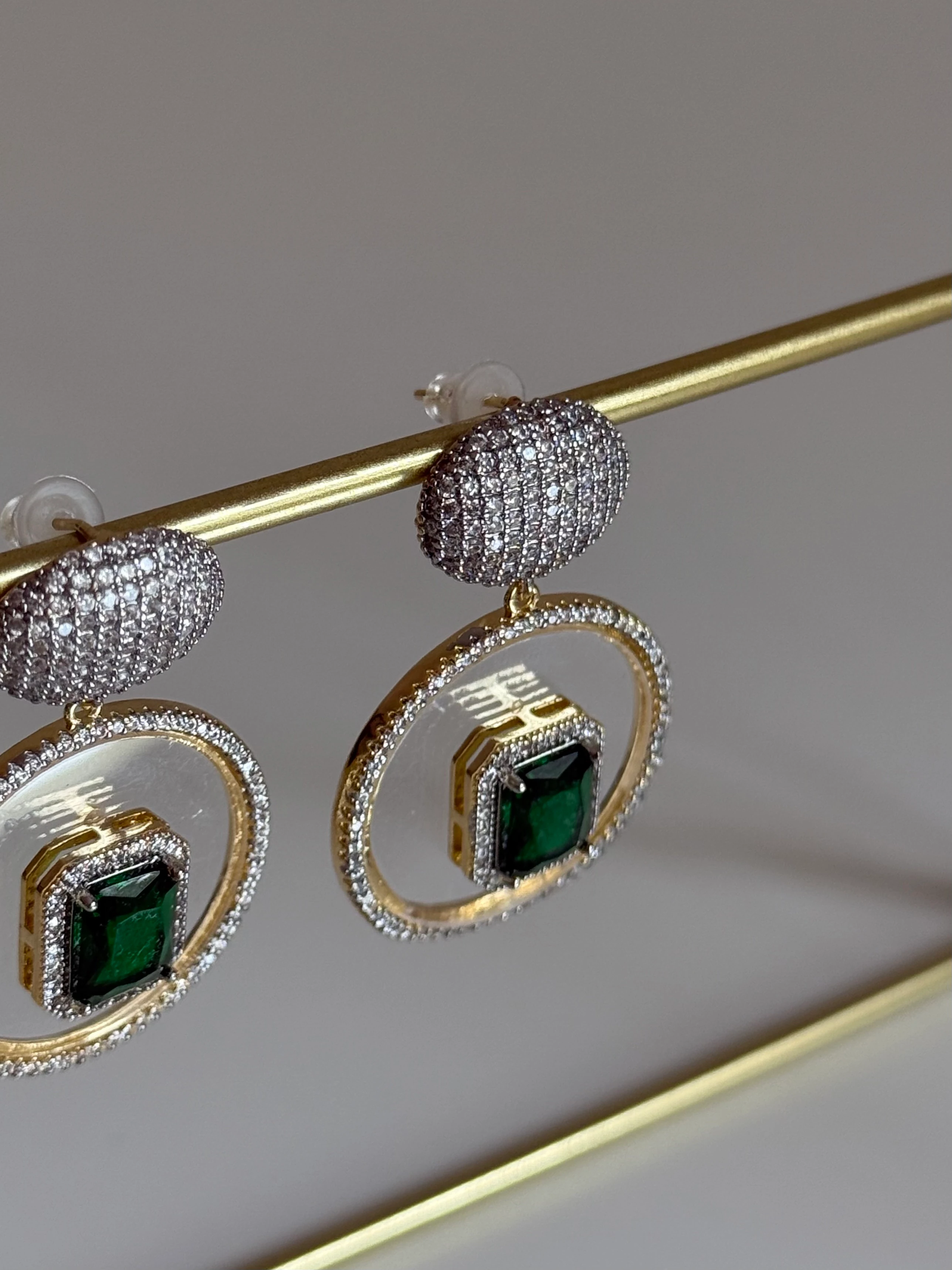 Mix Renk Yeşil Taşlı Kadın Küpe