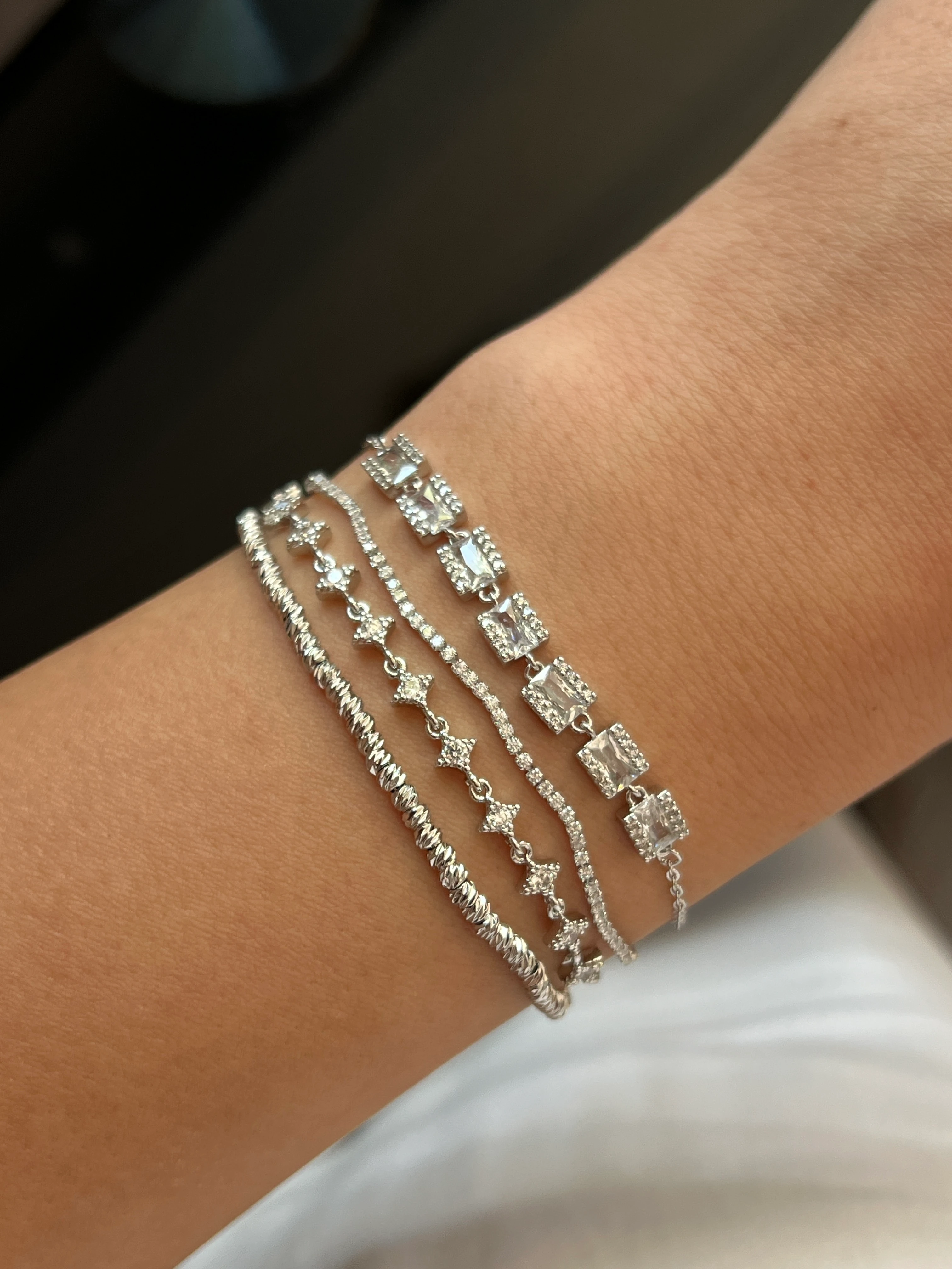 Zirkon Taşlı Mini Kutup Yıldızı Model Kadın Bileklik