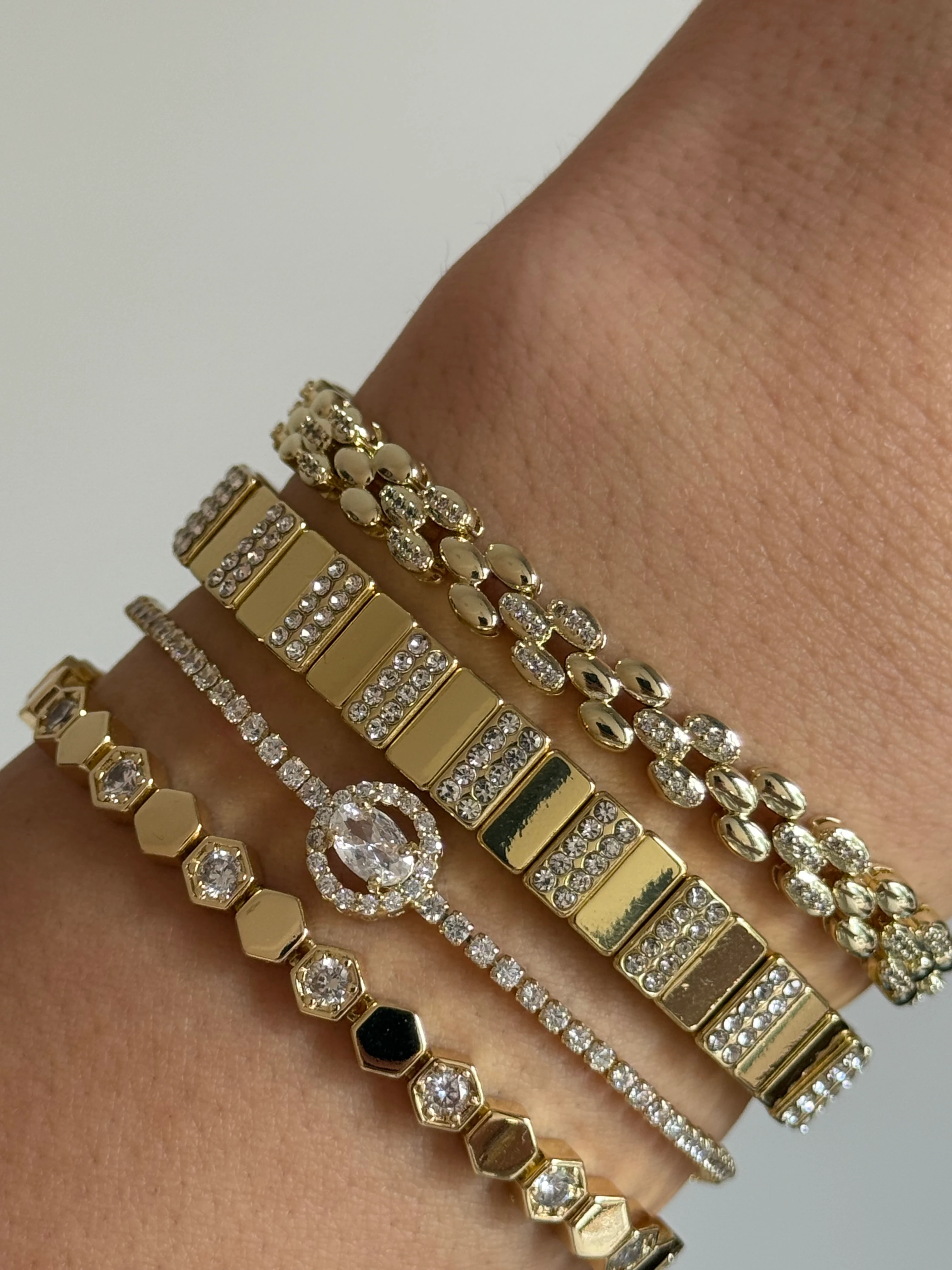 Damla Taşlı Su Yolu Kadın Bileklik