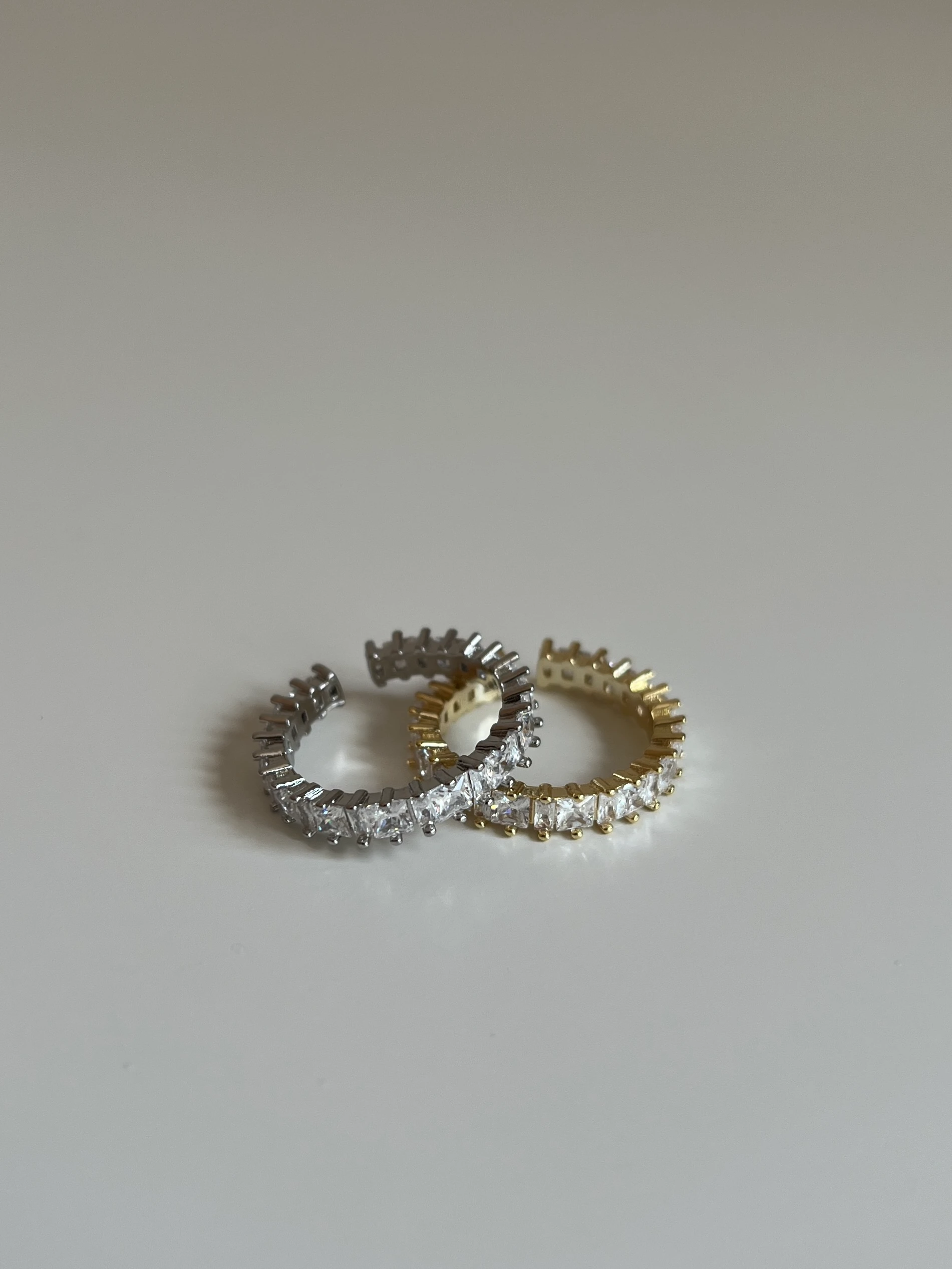 Baget Ve Kare Taşlı Kadın Yüzük