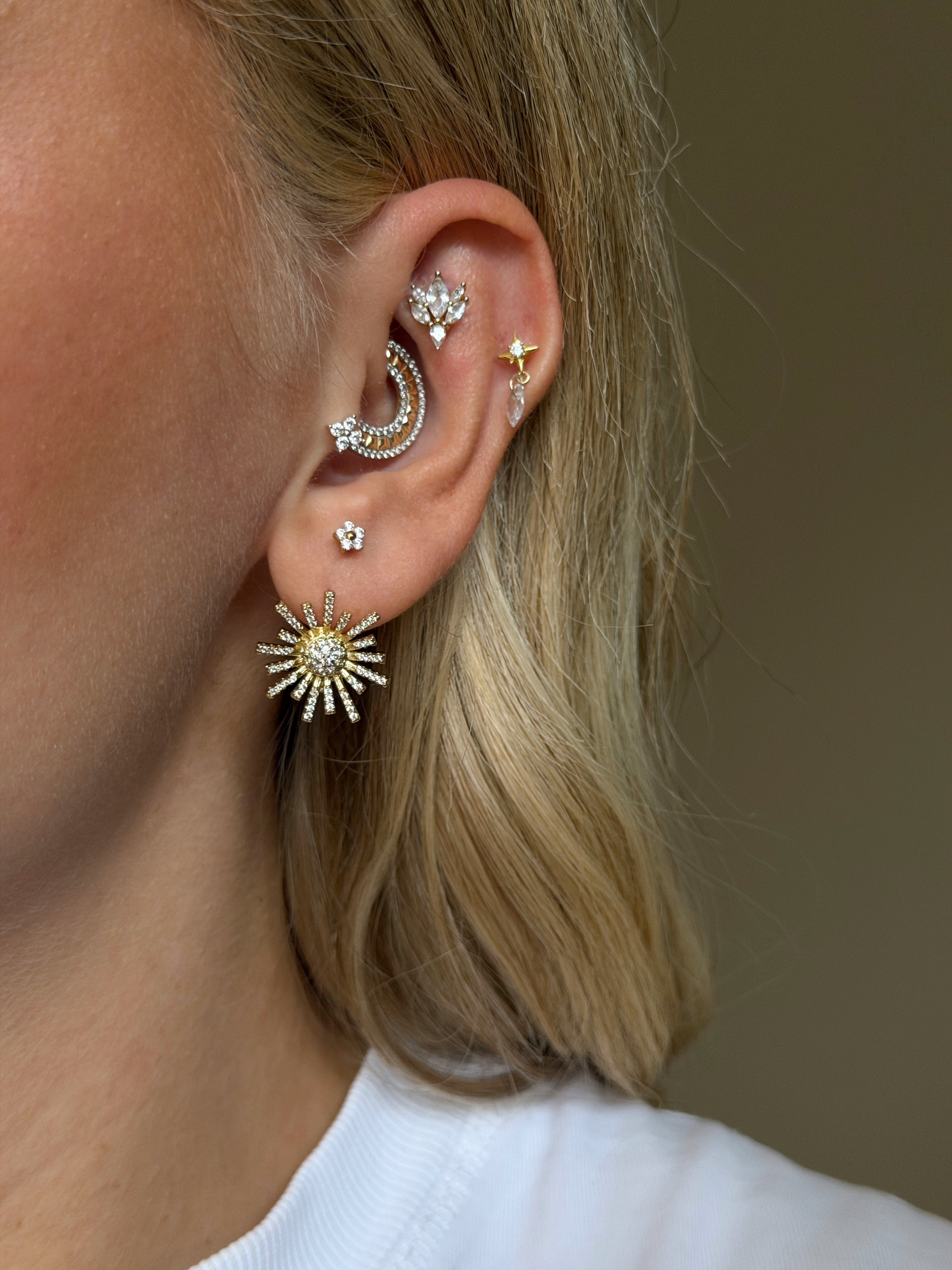 Gold Rengi Zirkon Taşlı Güneş Model 