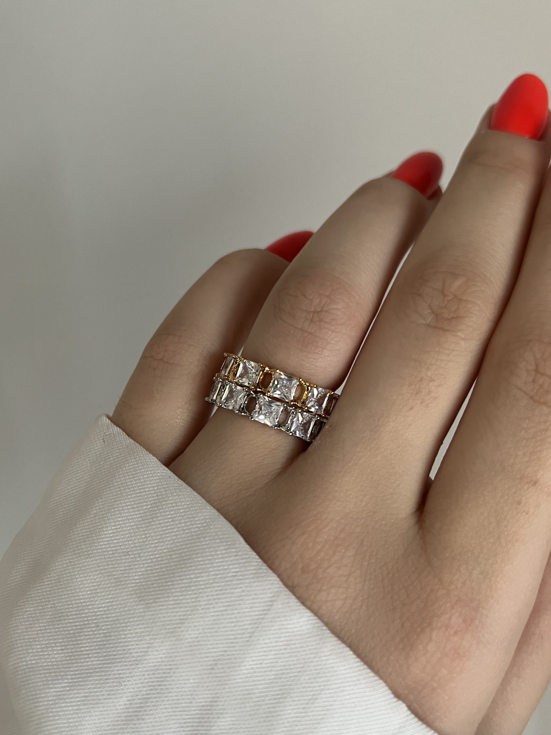 Gold Rengi Kararmaz Zirkon Taşlı Yüzük
