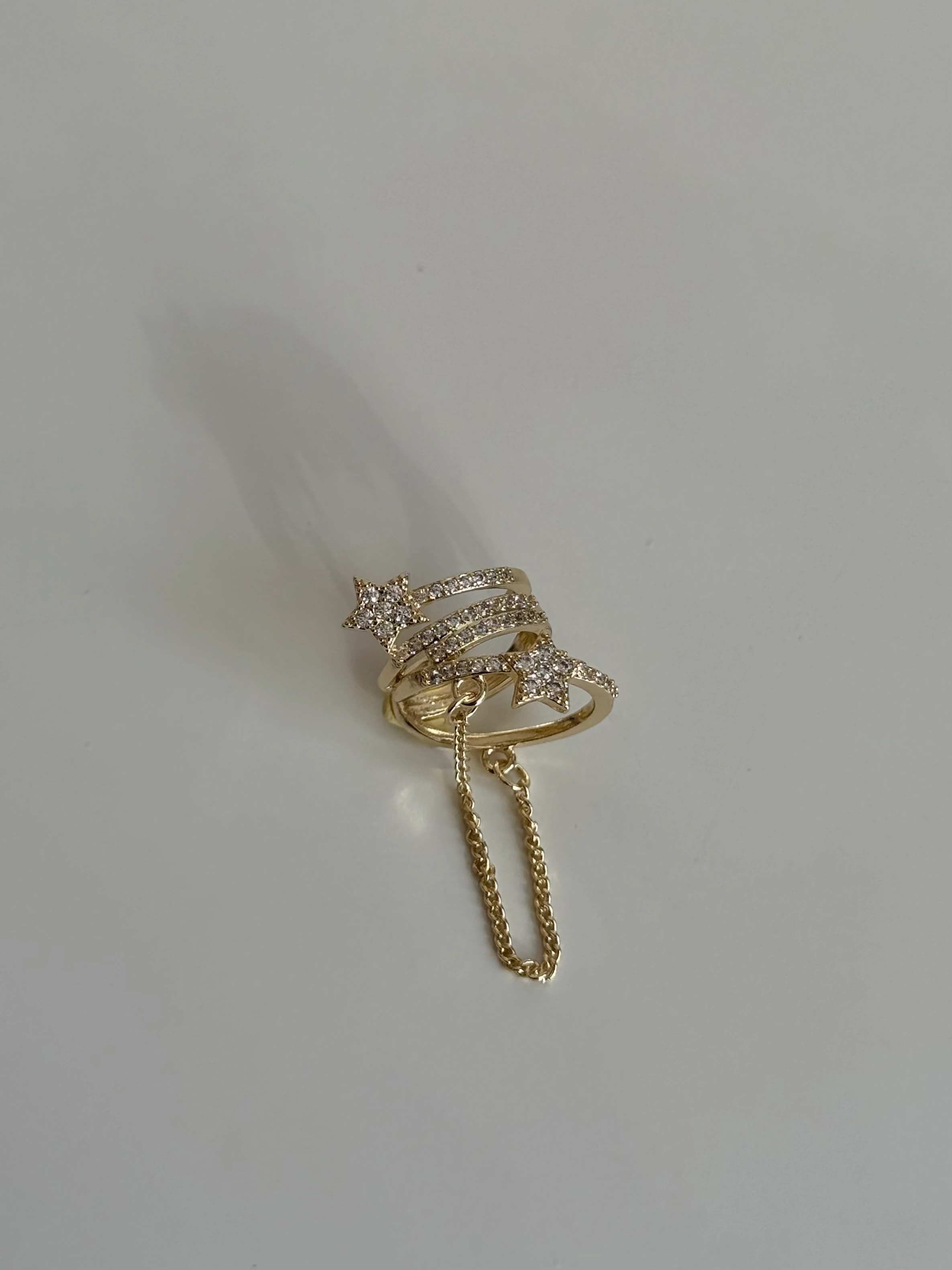 Gold Rengi Dört Sıra Yıldız Detaylı Kadın Kıkırdak Küpe