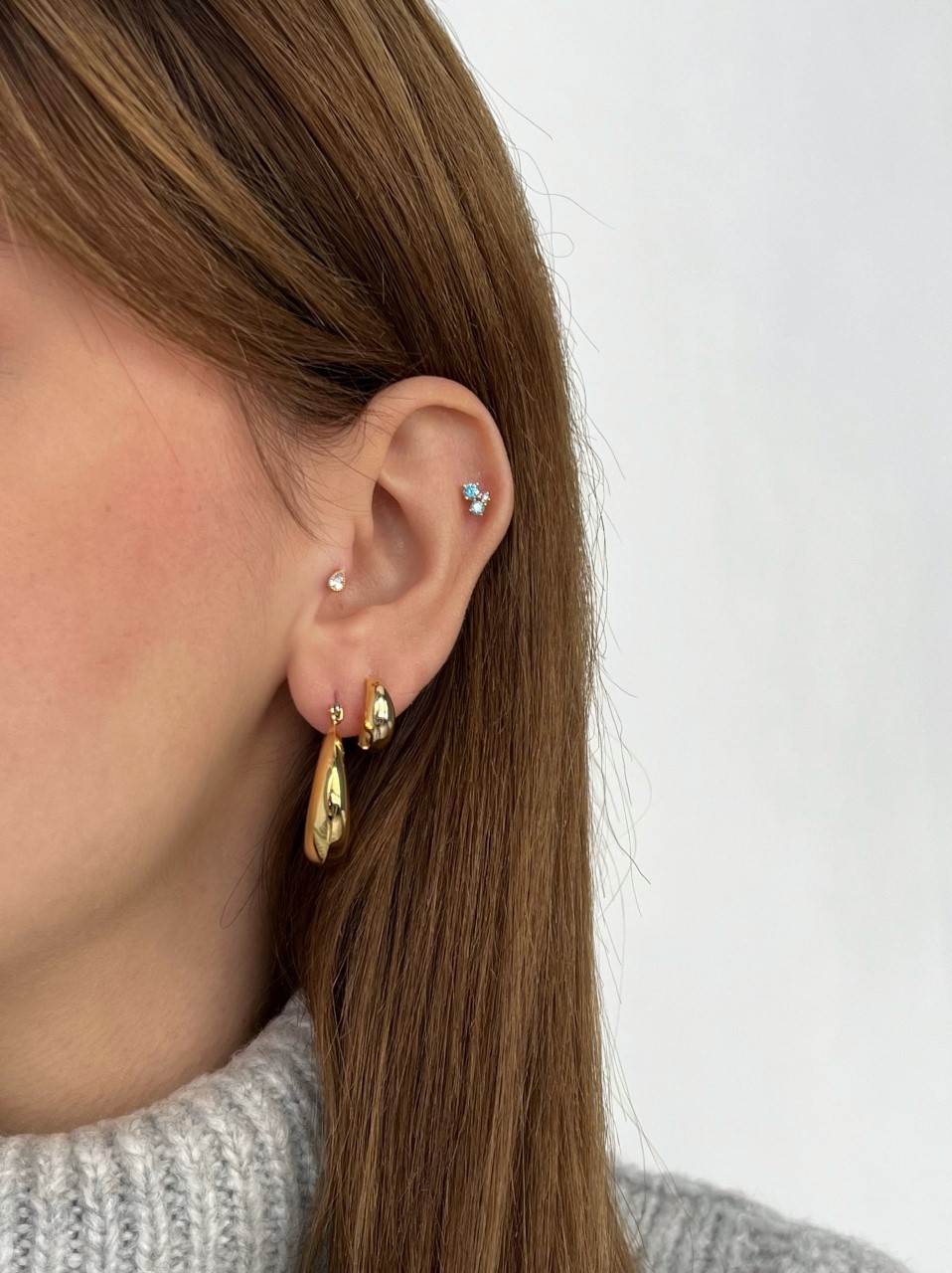 Zirkon Taşlı Gold Rengi Piercing