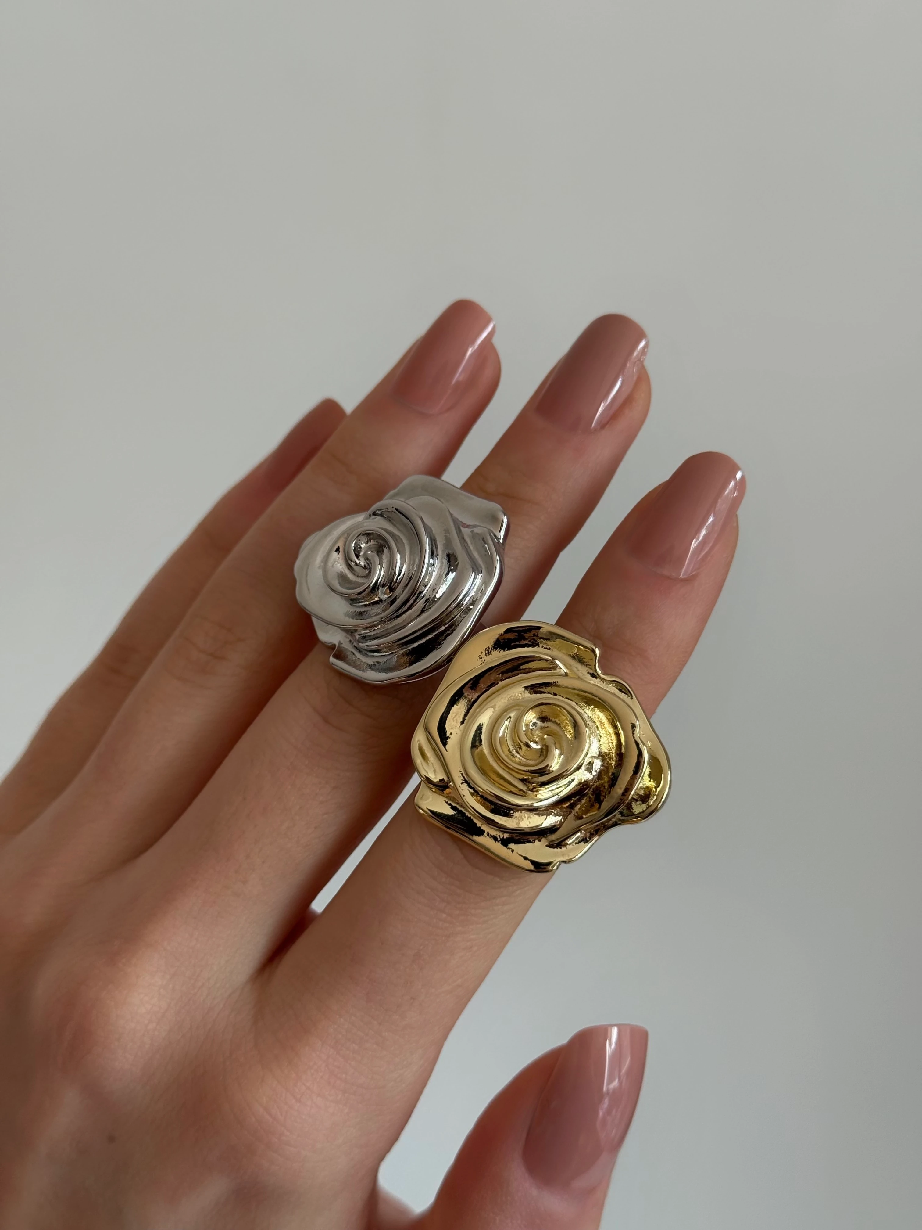 Gül Figür Kadın Yüzük