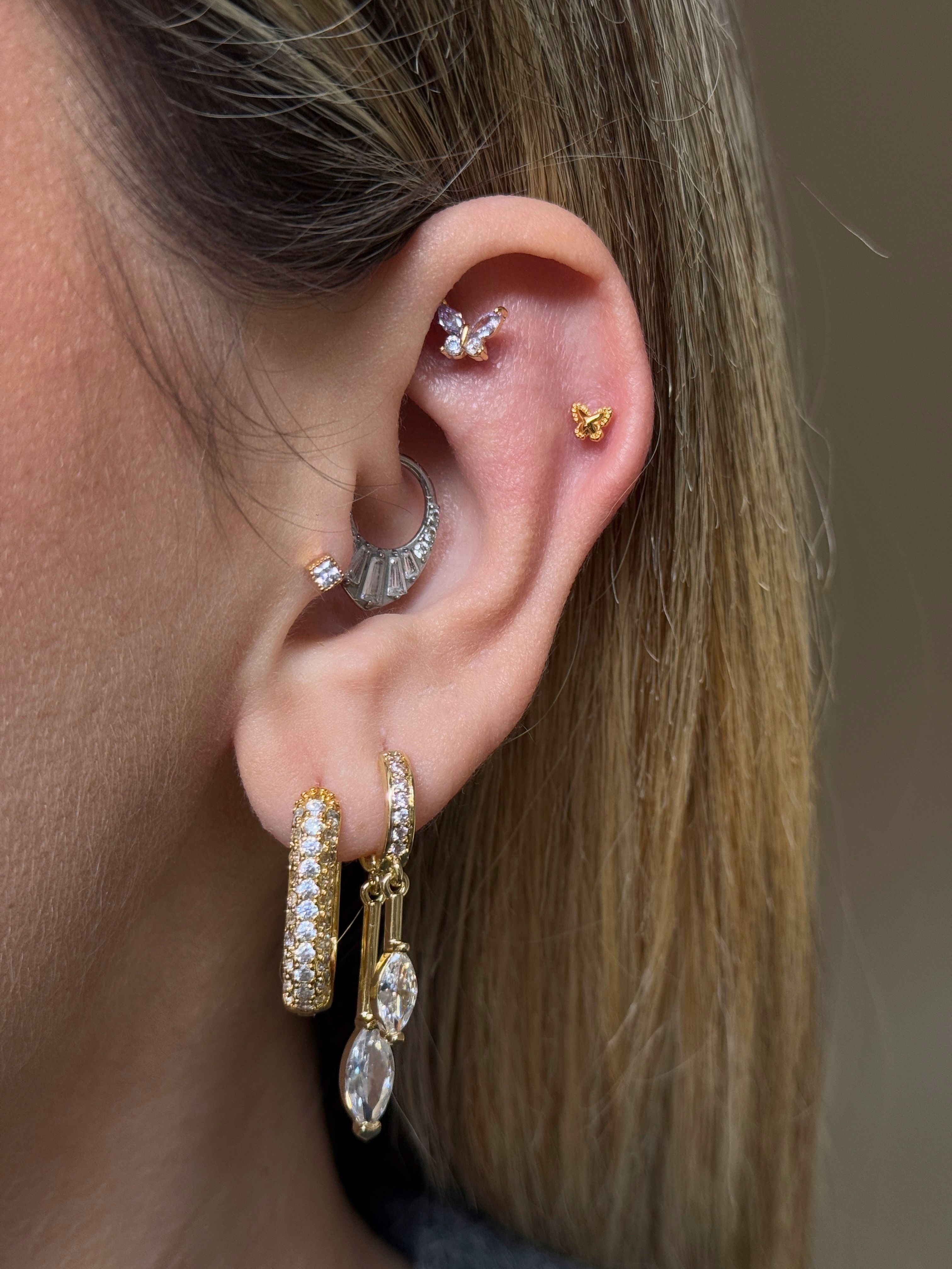 Gold Rengi Kelebek Firgürlü Kadın Piercing
