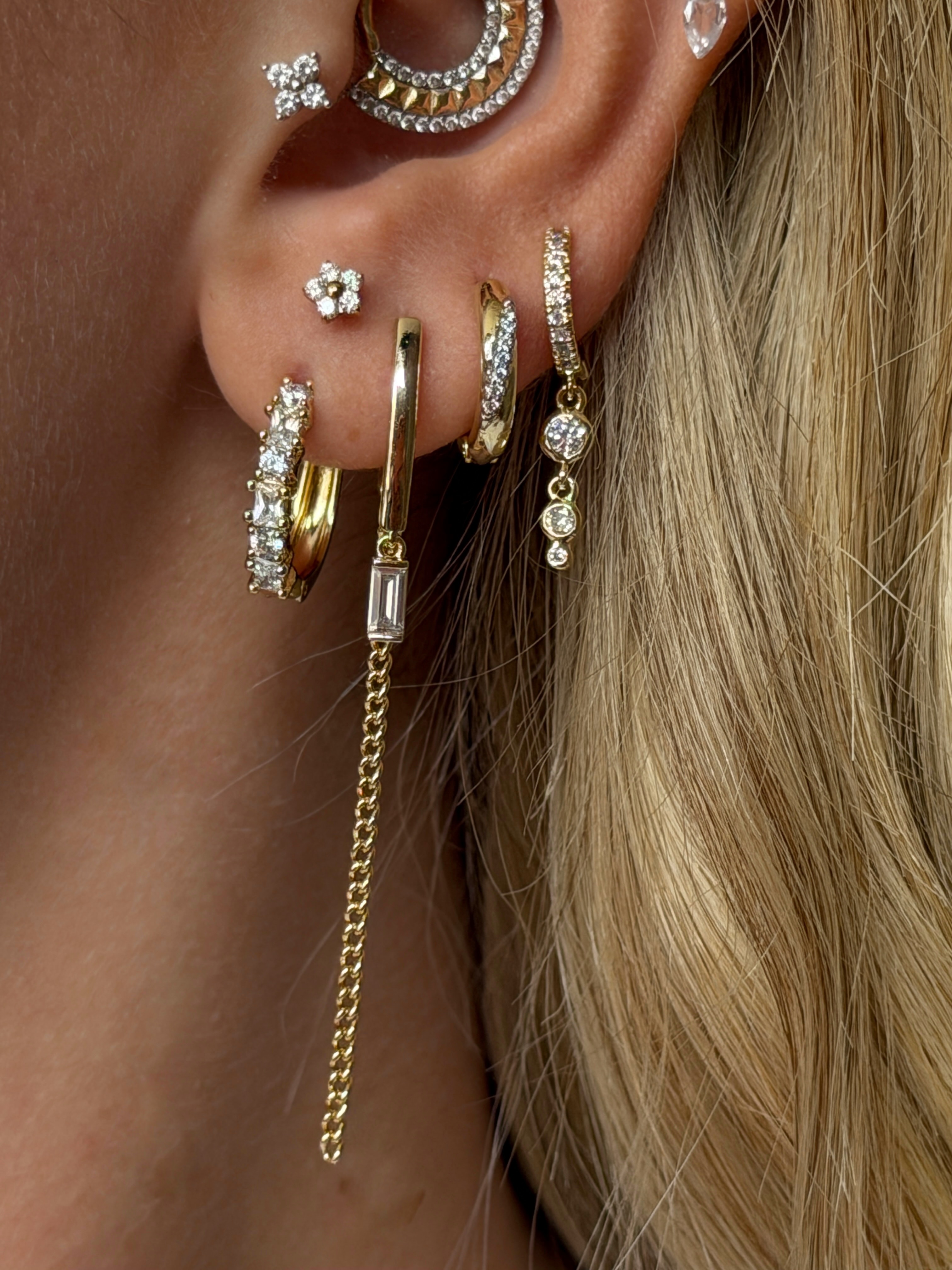 Gold Rengi Çapraz Zirkon Taşlı Xupıng Kadın Küpe