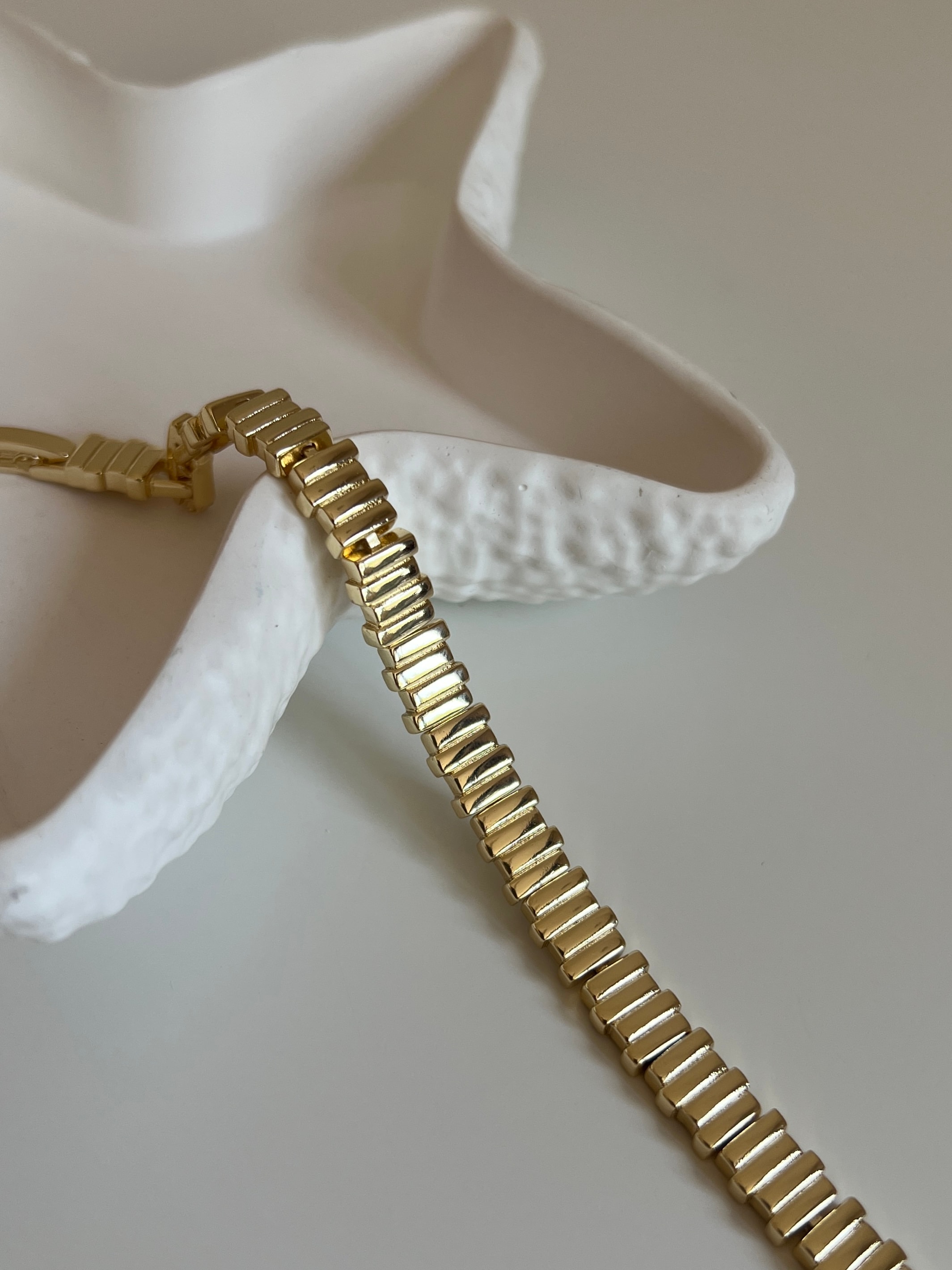 Gold Rengi Kadın Bileklik