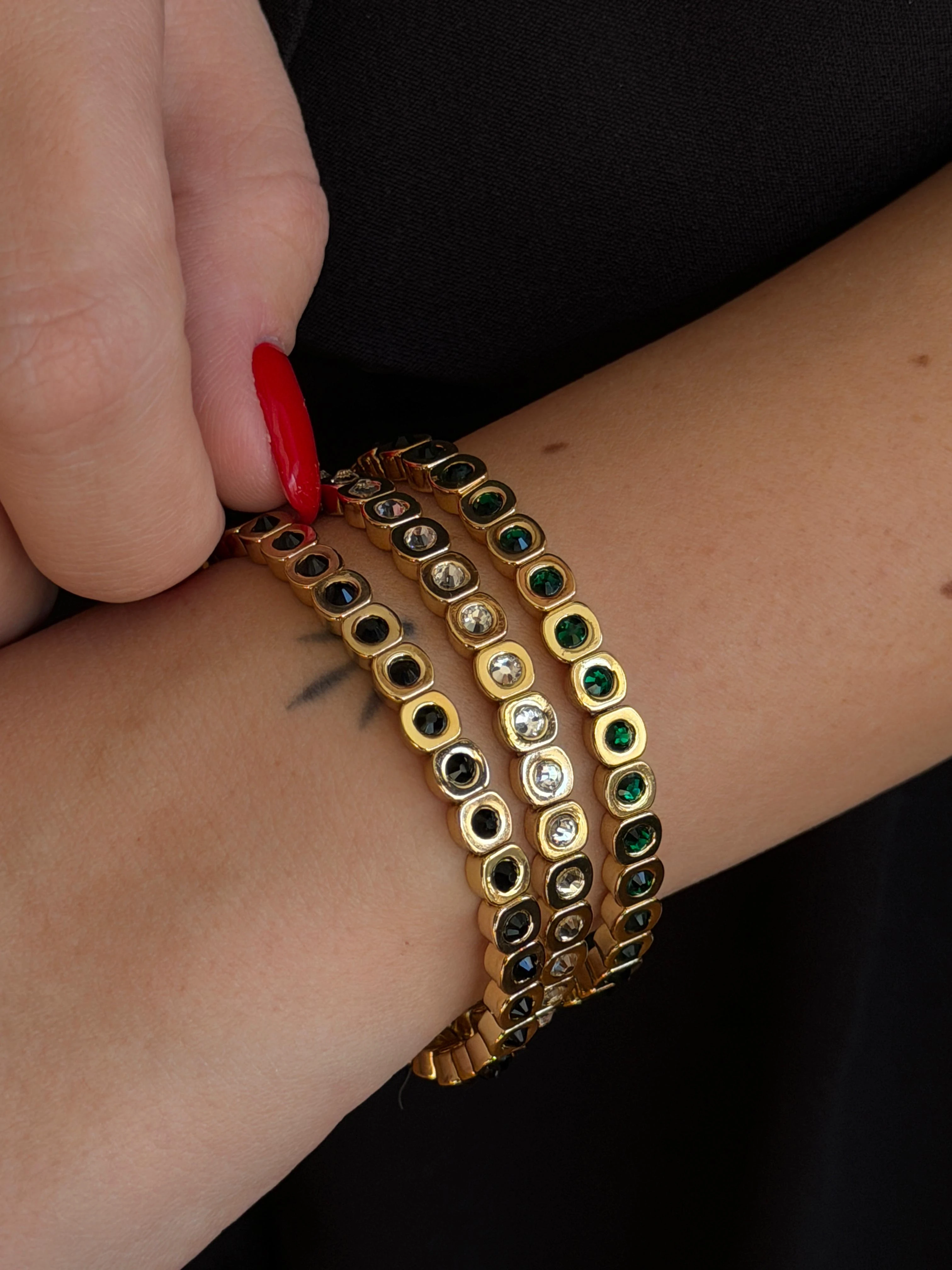 Gold Rengi Taş Detaylı Blok Model Kadın Bileklik