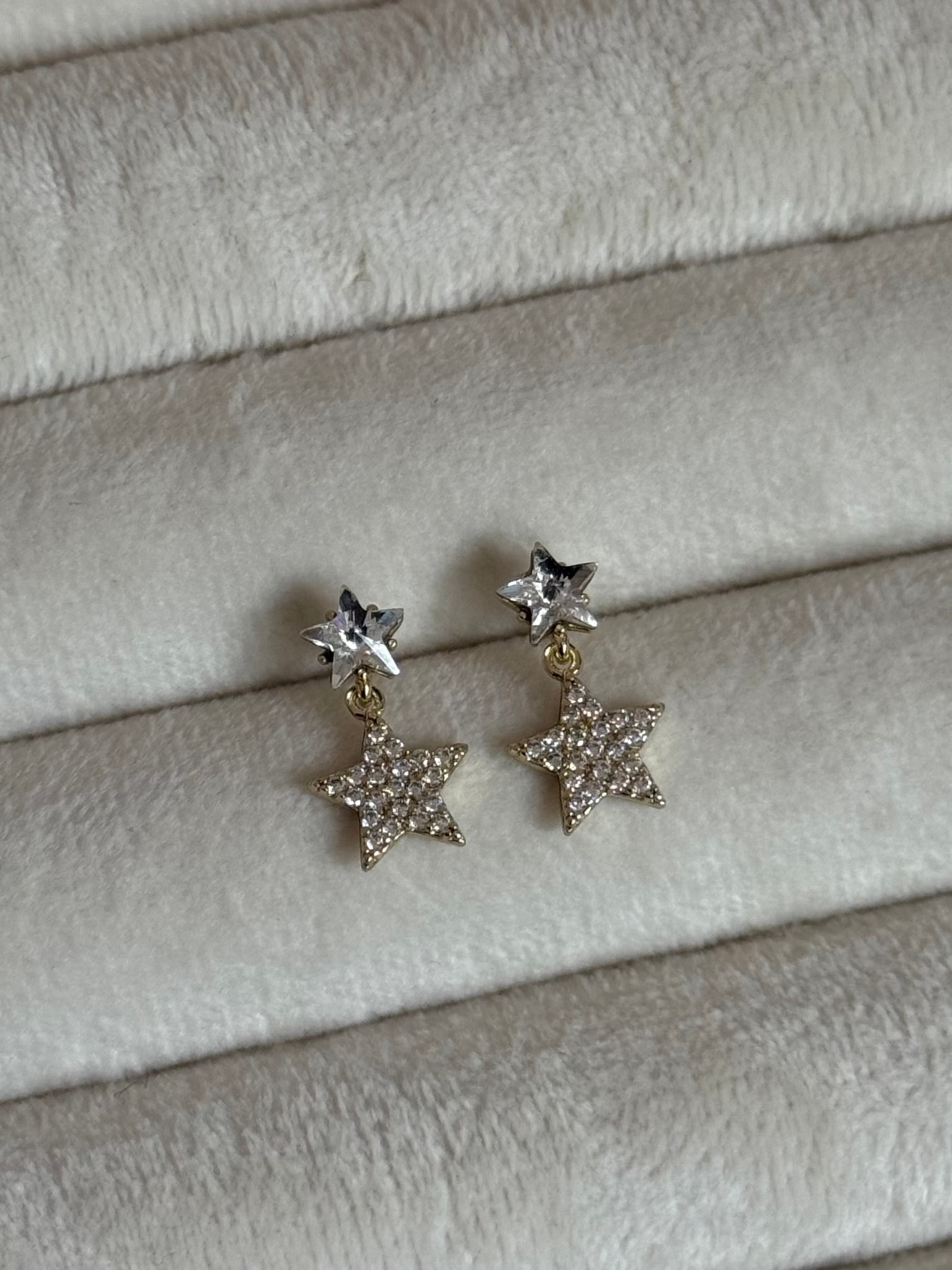 Gold Rengi Swarovski Taşlı Yıldız Sallantılı Xupıng Kadın Küpe