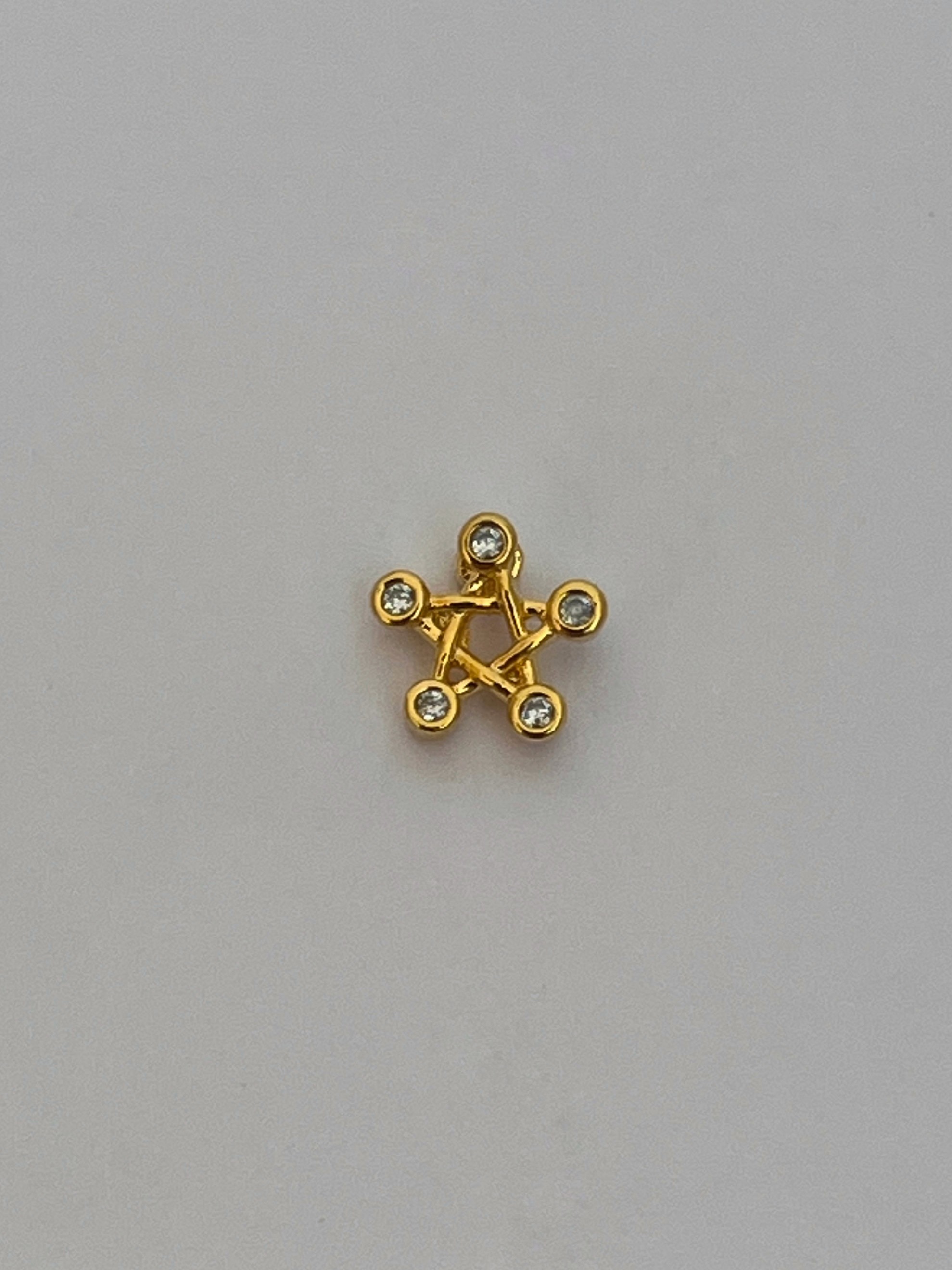 Gold Rengi Zirkon Taş Detaylı Yıldız Figürlü Kadın Piercing