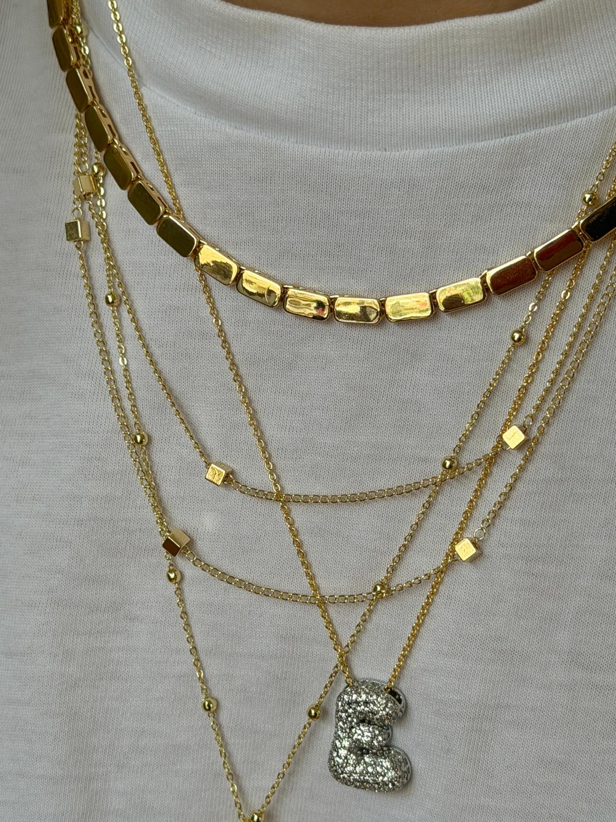 Gold Rengi Küp Detay Uzun Kadın Kolye