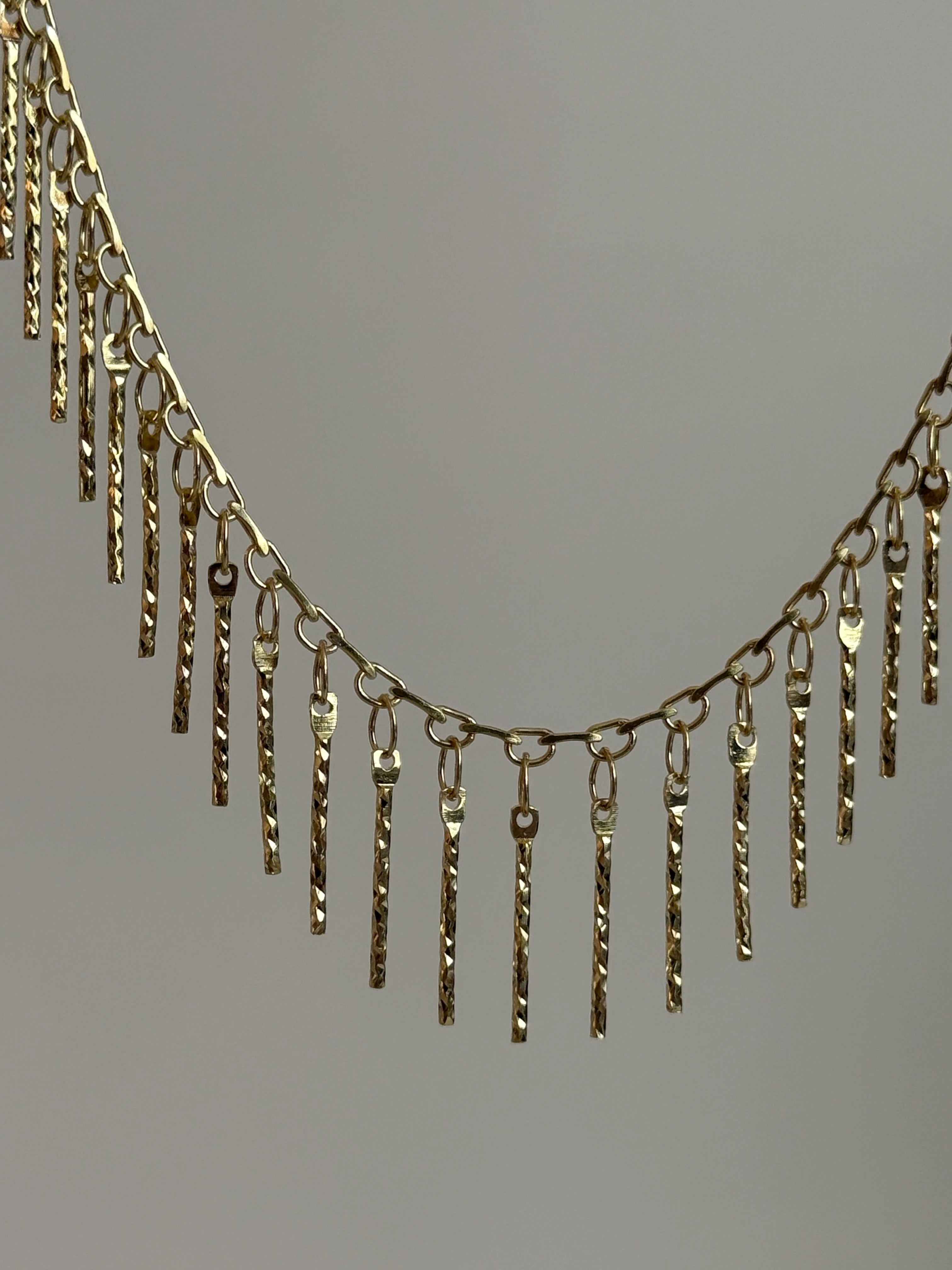 Sallantılı Zincir Kadın Kolye