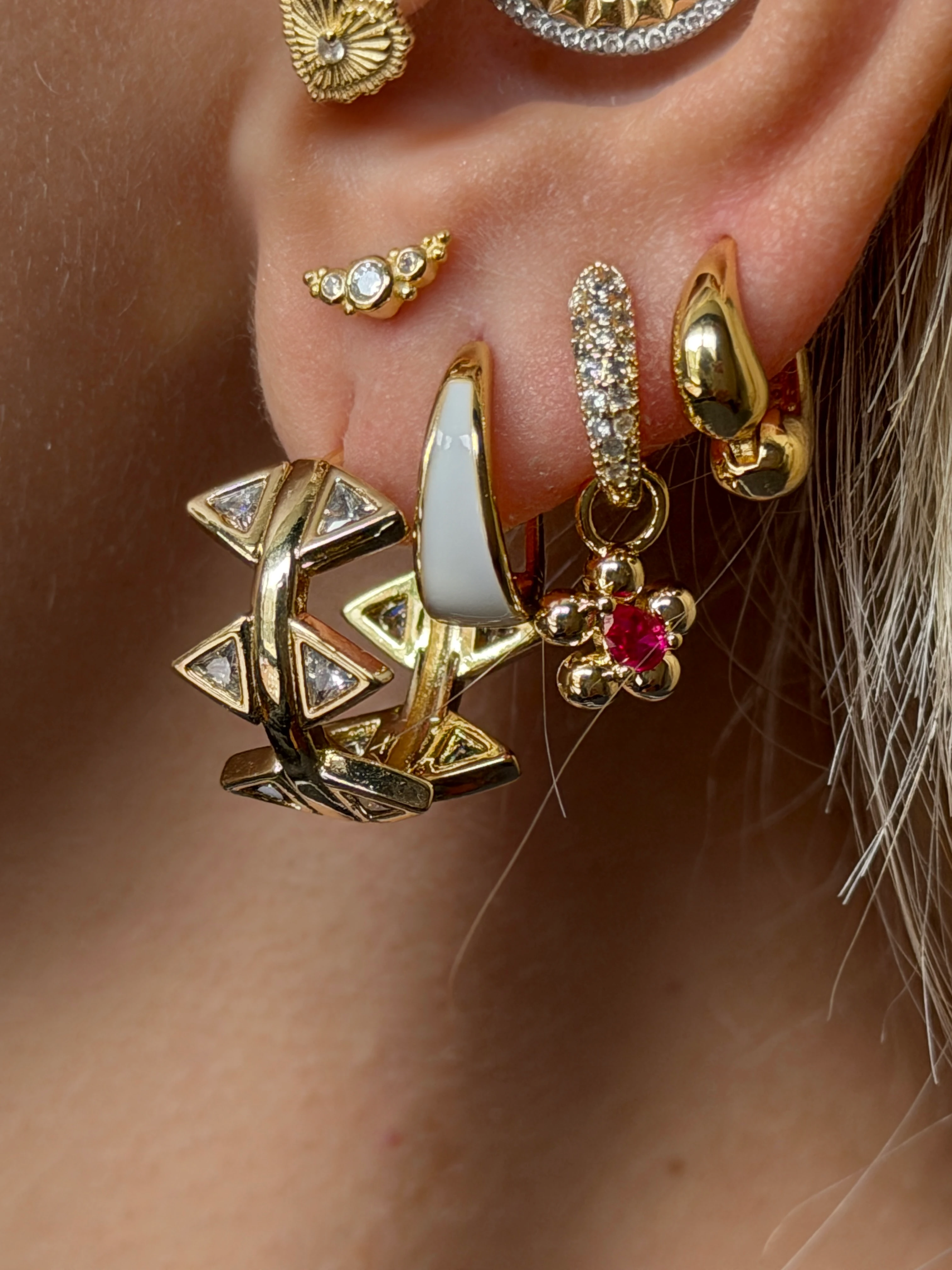 Gold Rengi İkili Damla Model Minimal Kadın Küpe