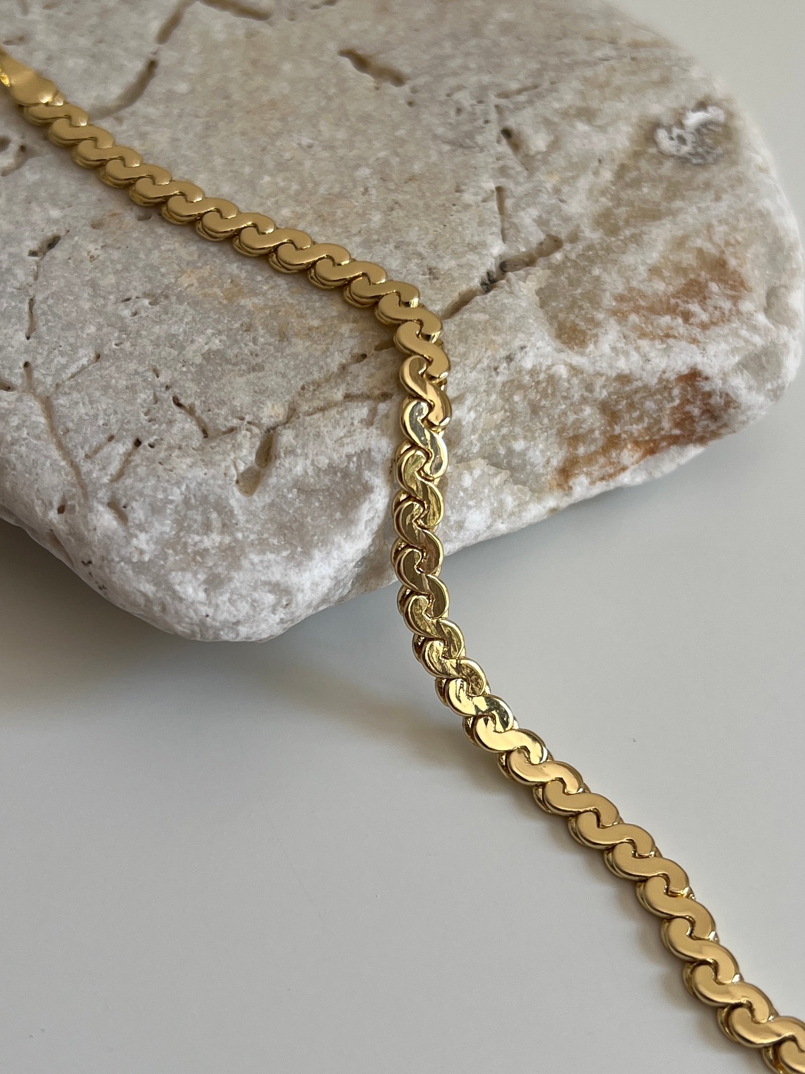Gold Rengi Kadın Bileklik
