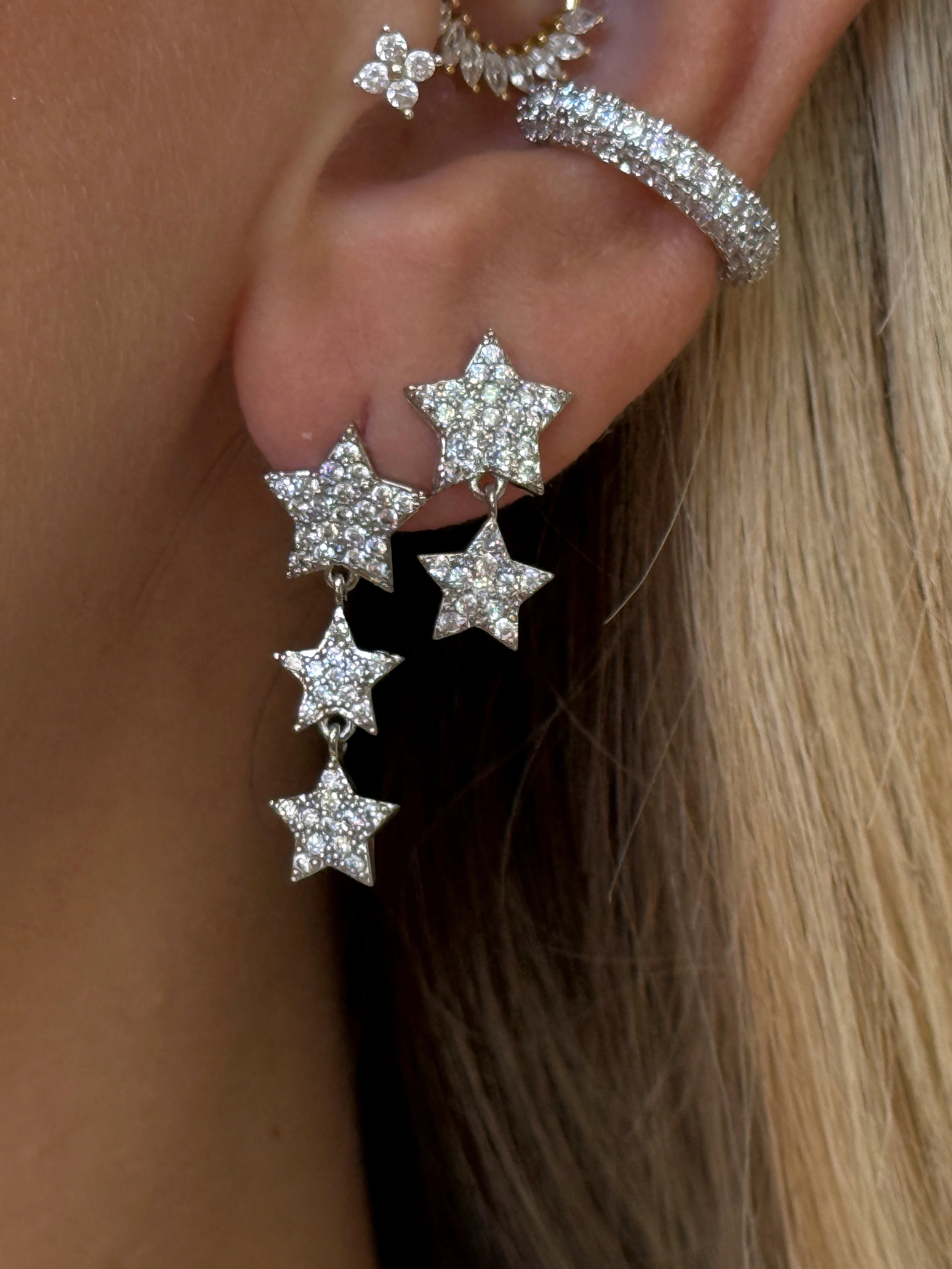 Sıralı Yıldız Model Sallantılı Kadın Küpe