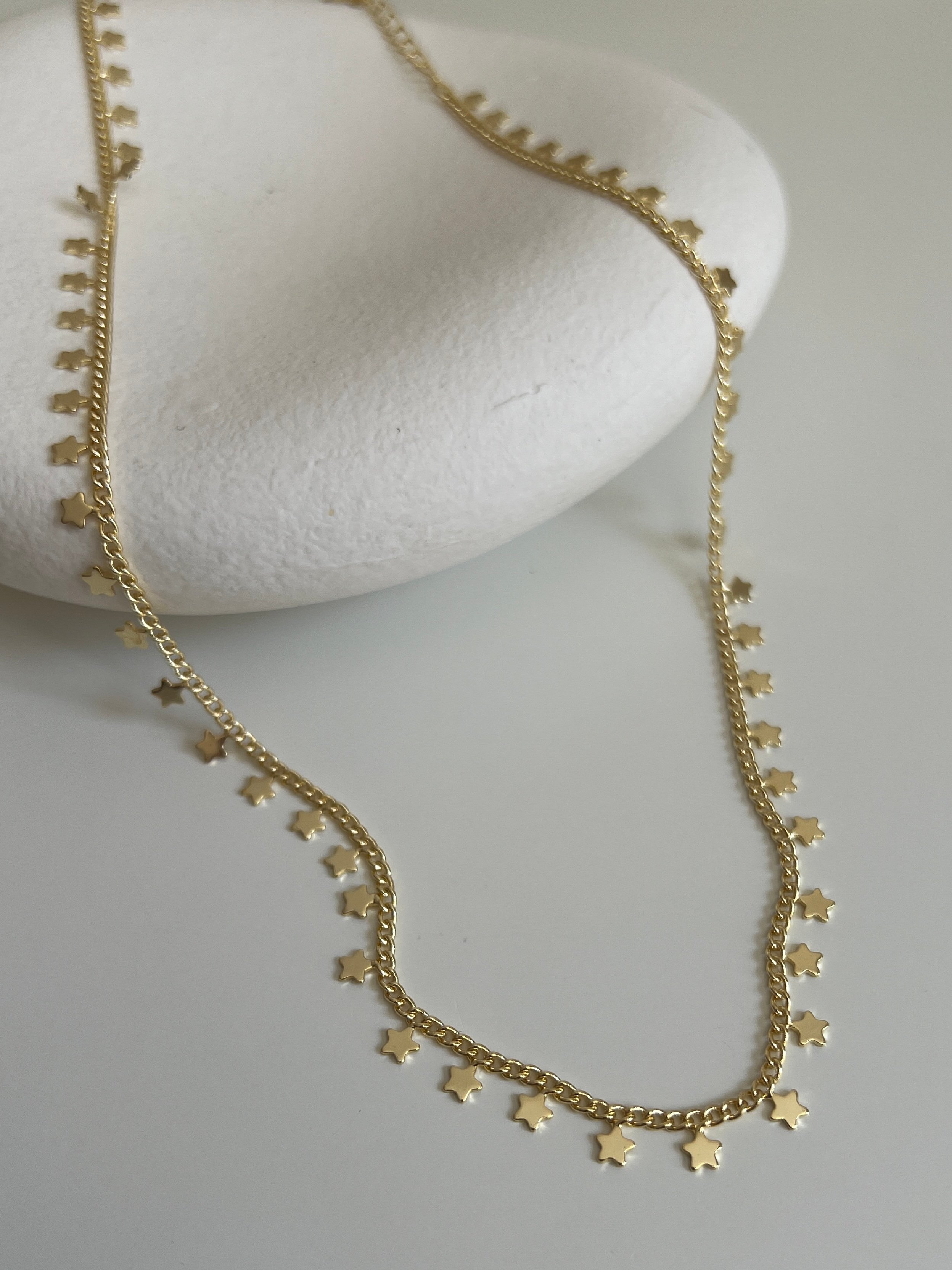 Gold Rengi Pullu Model Kadın Kolye