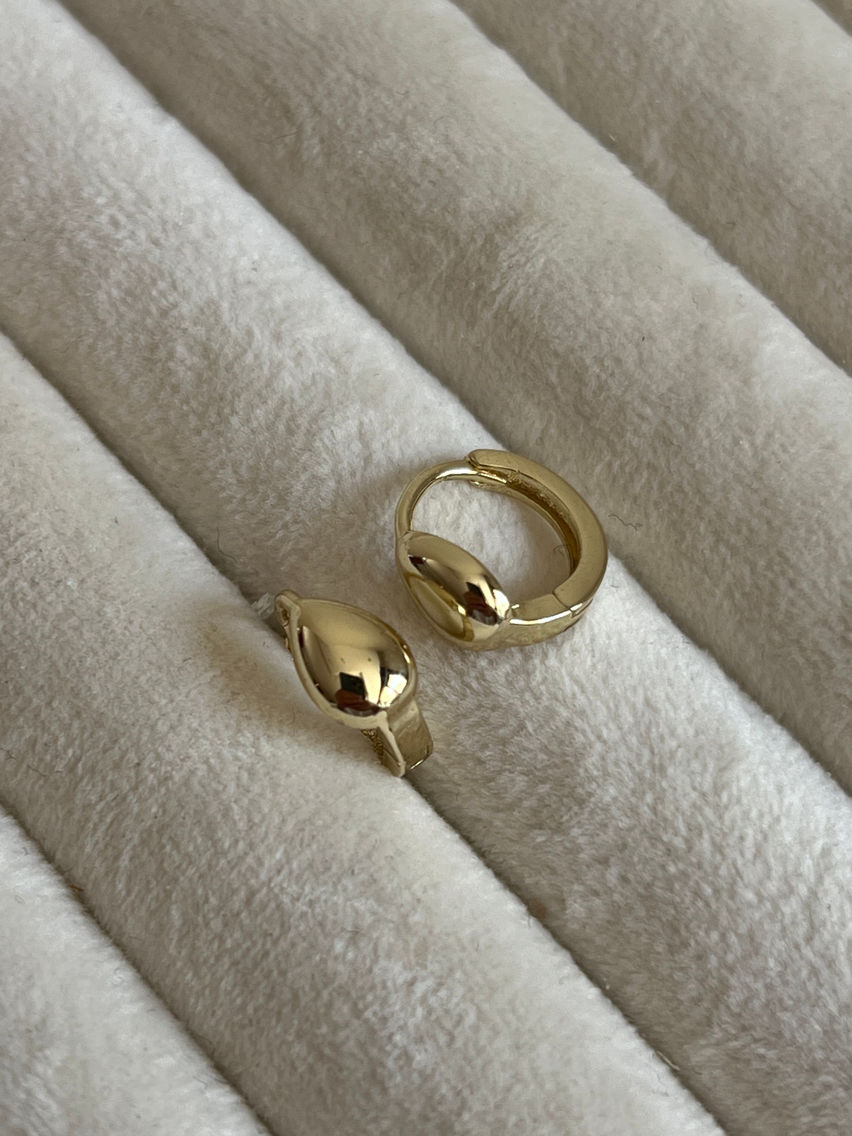 Gold Rengi Damla Model Kadın Halka Küpe