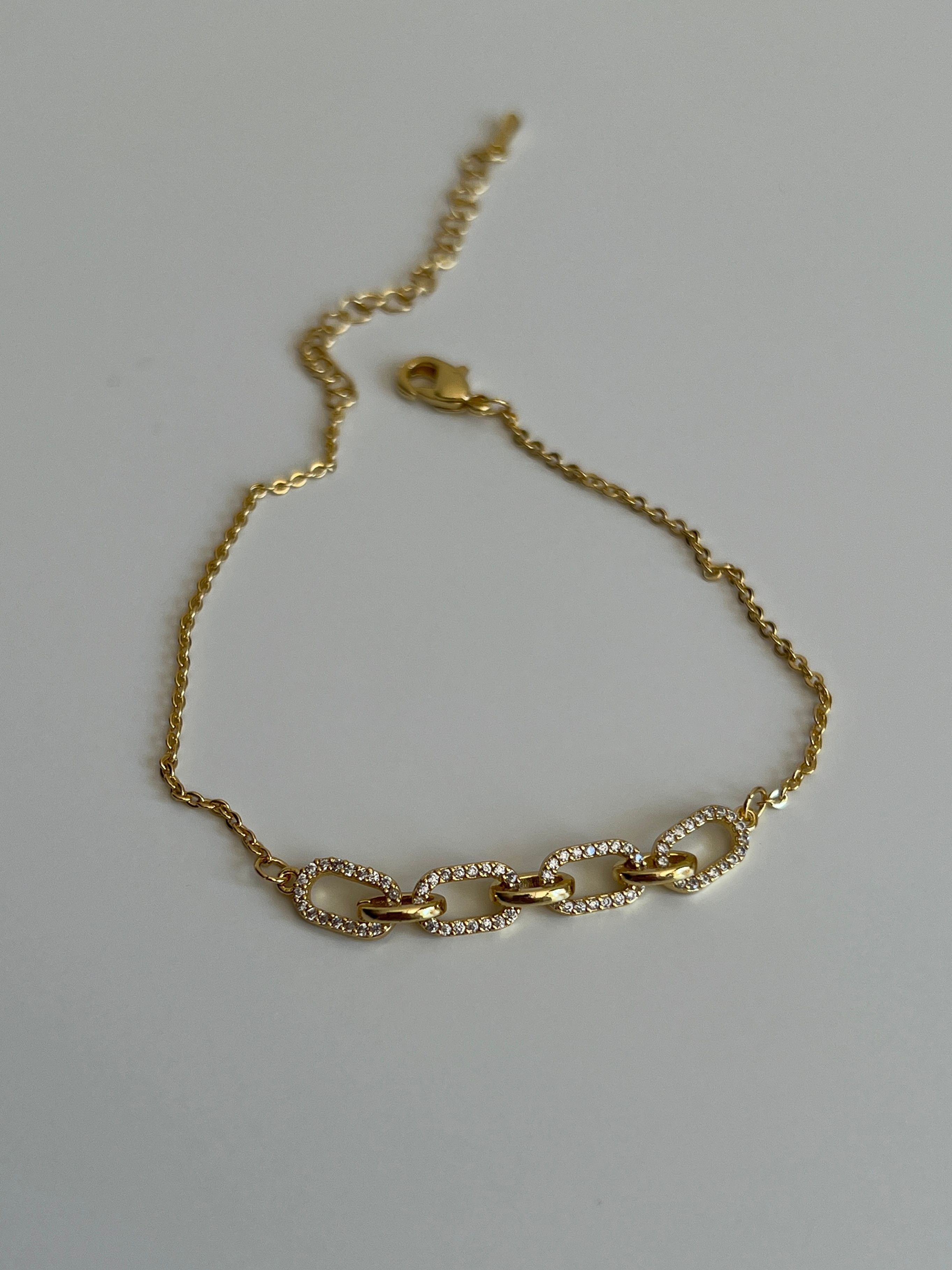 Gold Rengi Zirkon Taşlı İç İçe Kısa Halkalı Kadın Bileklik