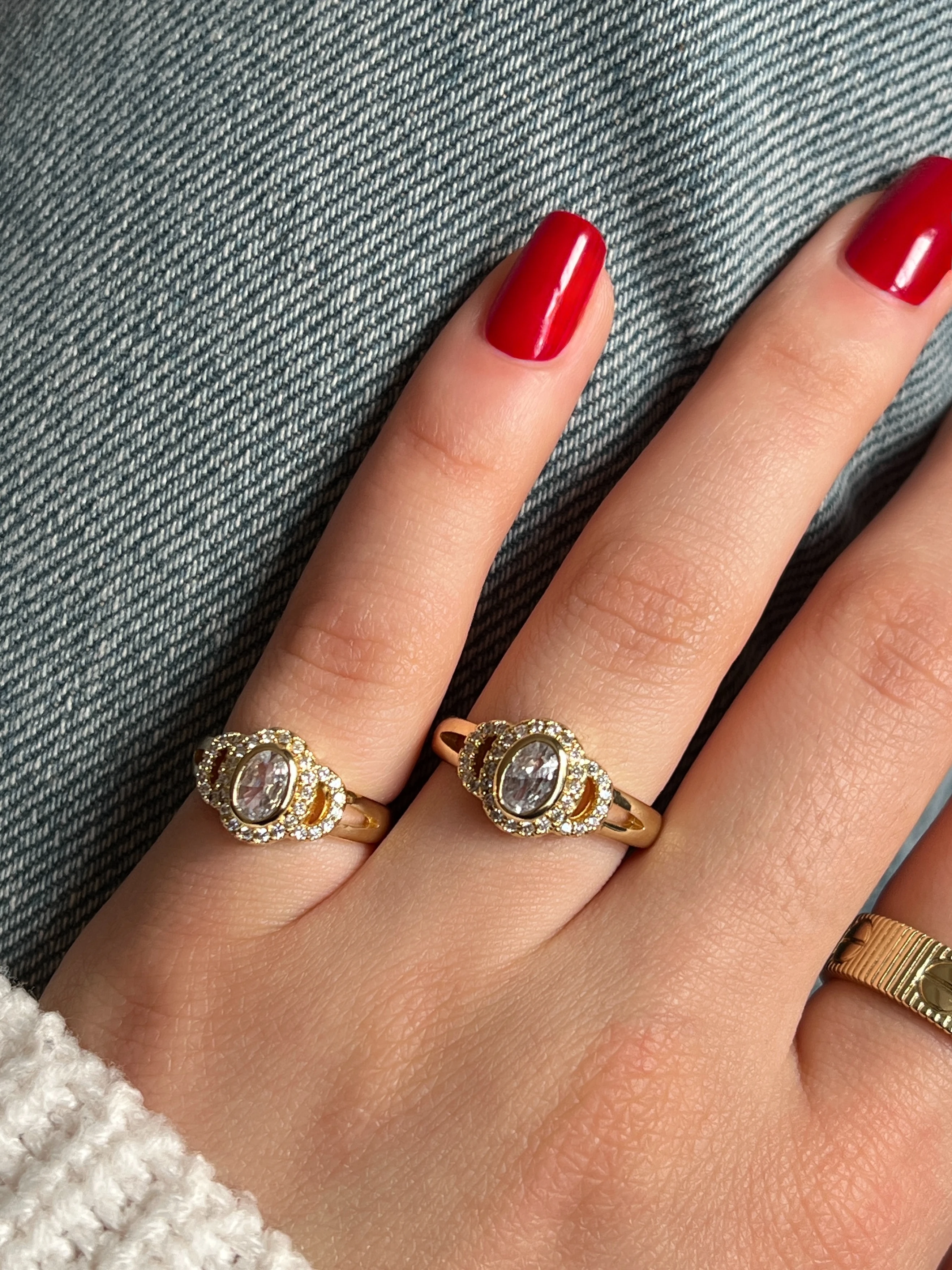 Gold Rengi Zirkon Taş Detay Renkli Taşlı Kadın Yüzük