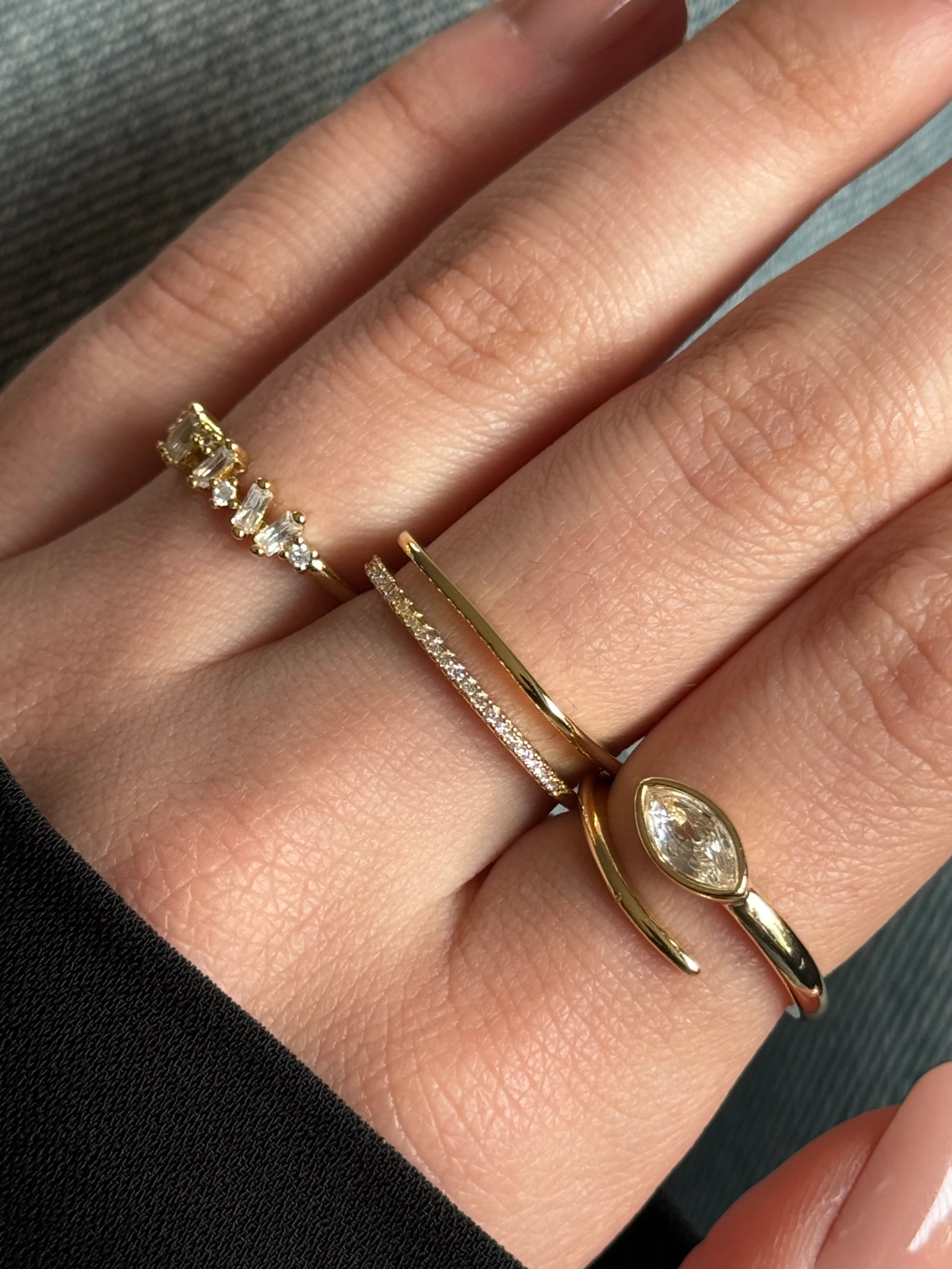 Kare Formda İki Sıra Kadın Yüzük