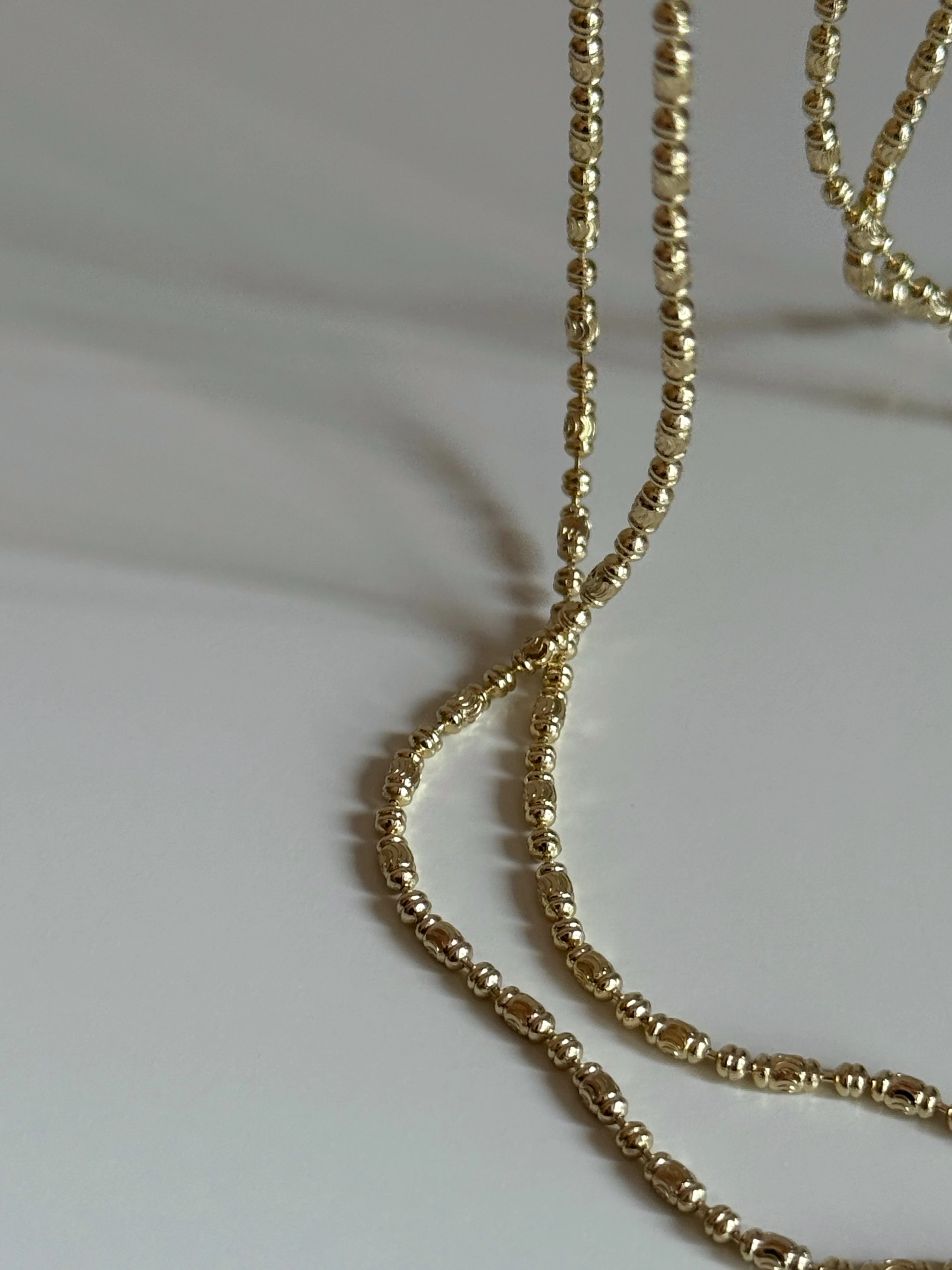 Gold Rengi Uzun Kadın Kolye