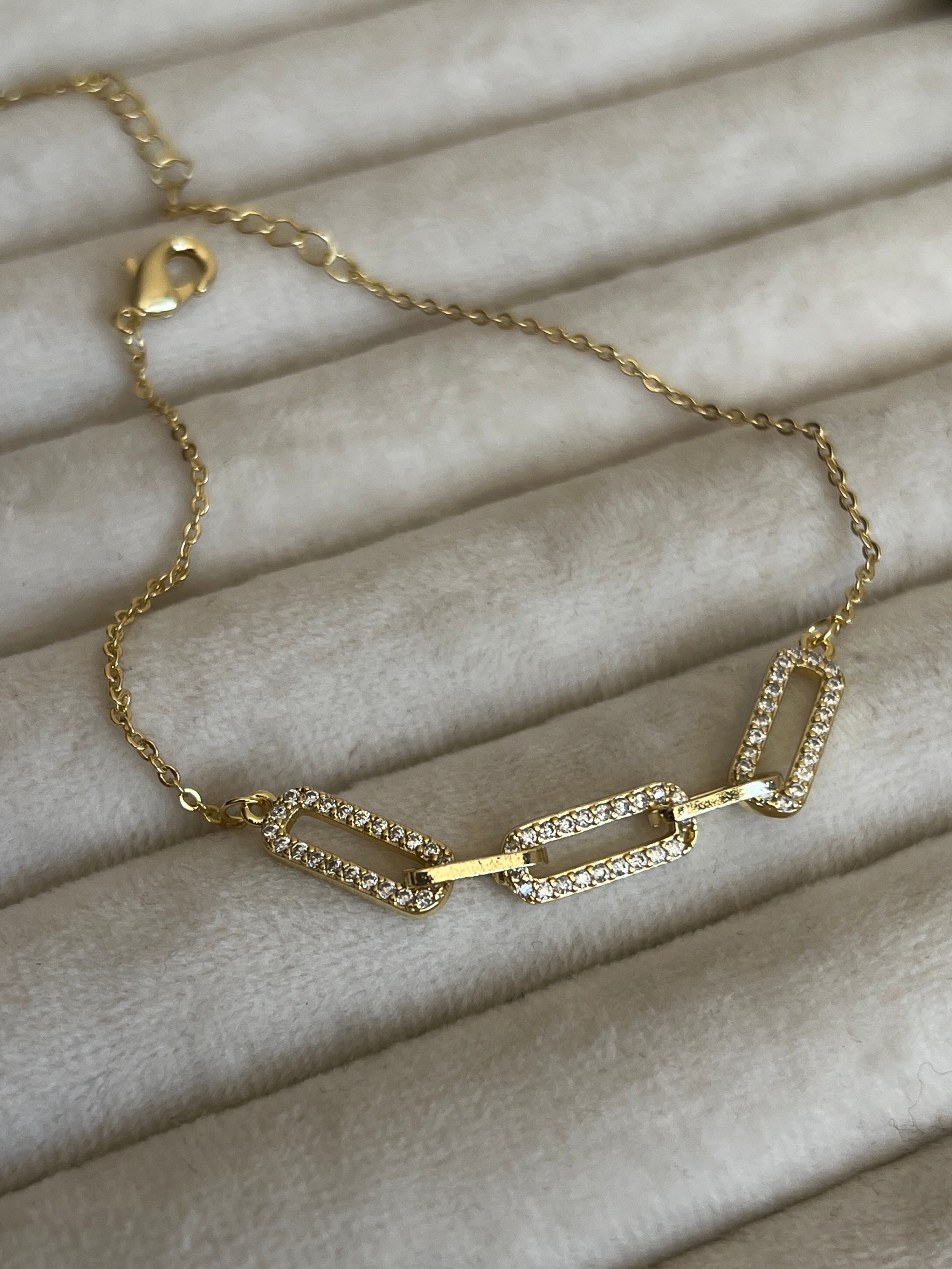 Gold Rengi Zirkon Taşlı İç İçe Uzun Halkalı Kadın Bileklik