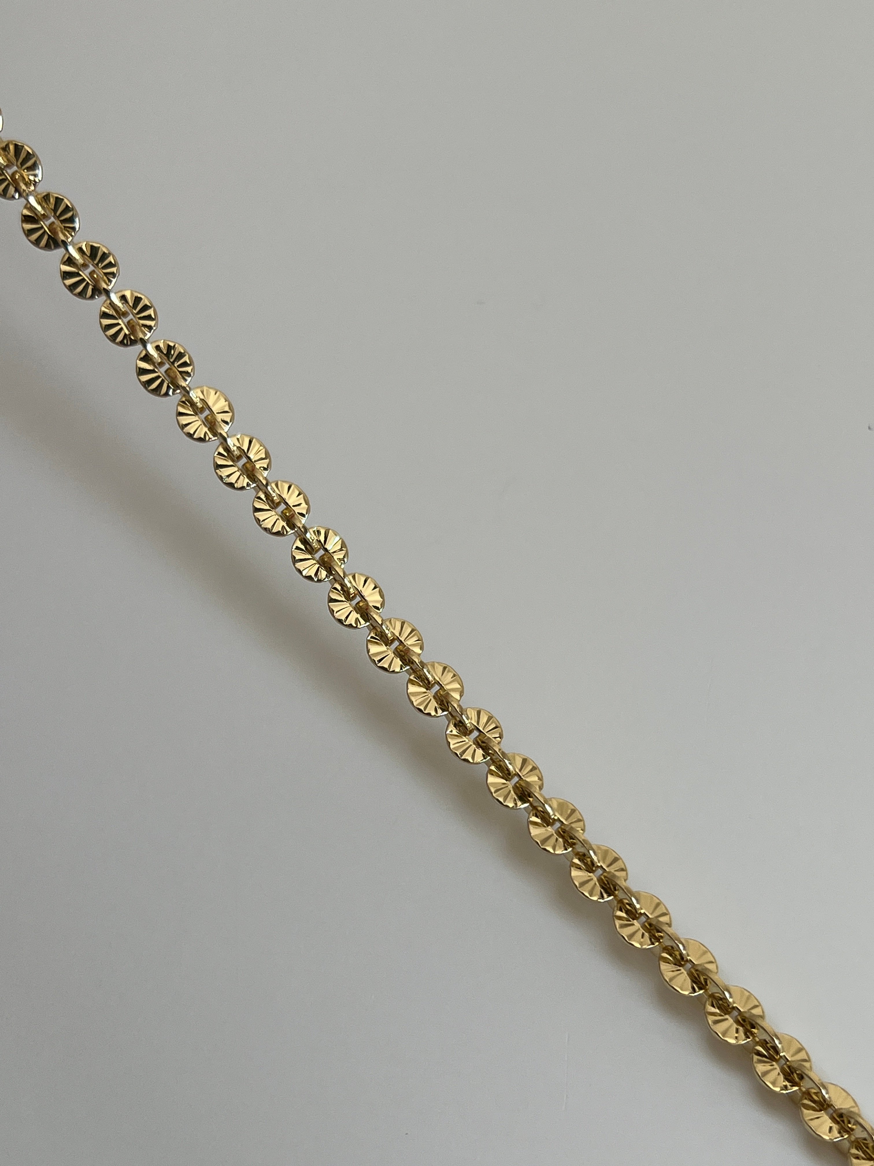 Gold Rengi Sıralı Halka Model Kadın Bileklik