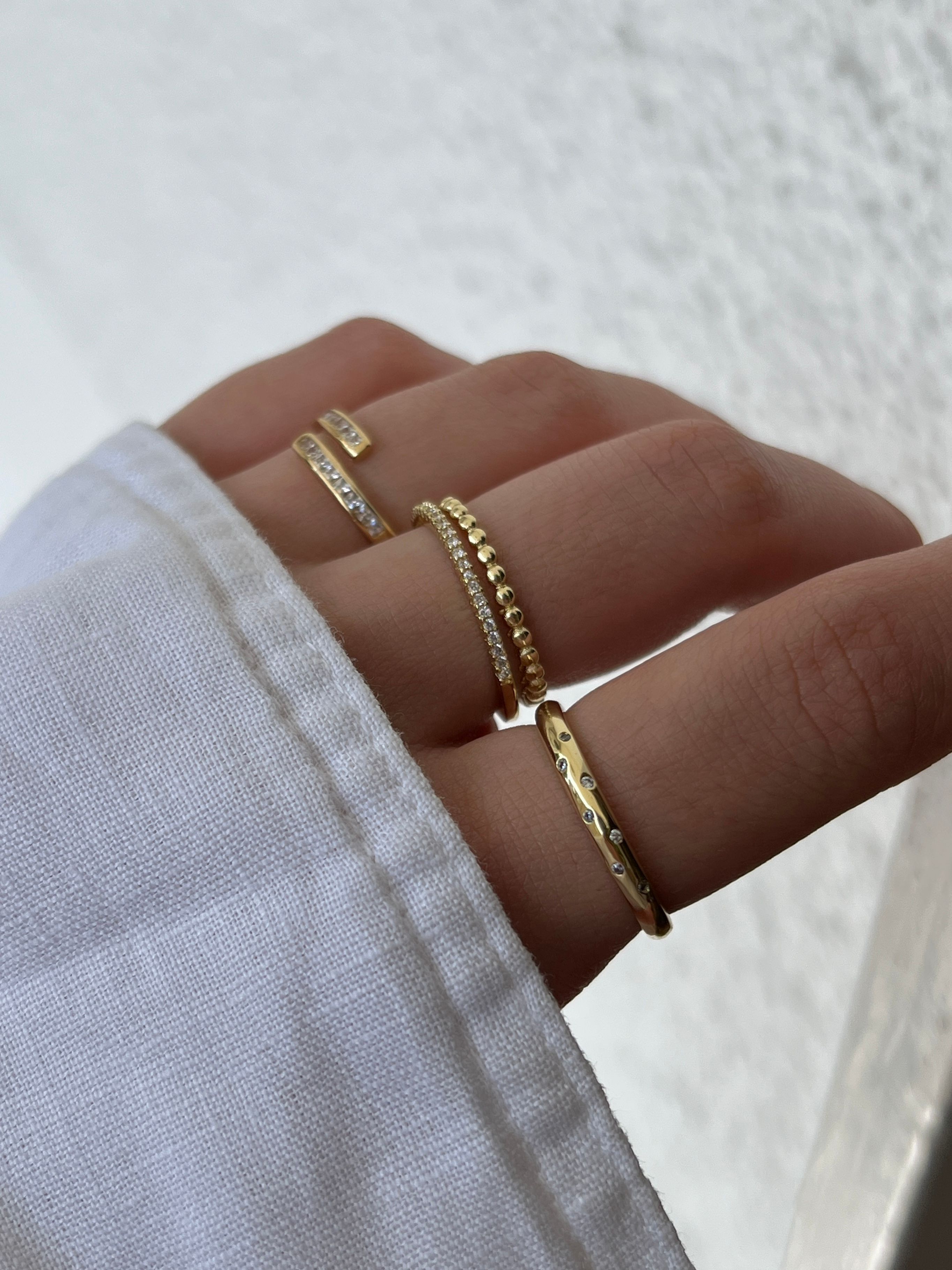 Gold Rengi Benekli Zirkon Taş Model Kadın Yüzük