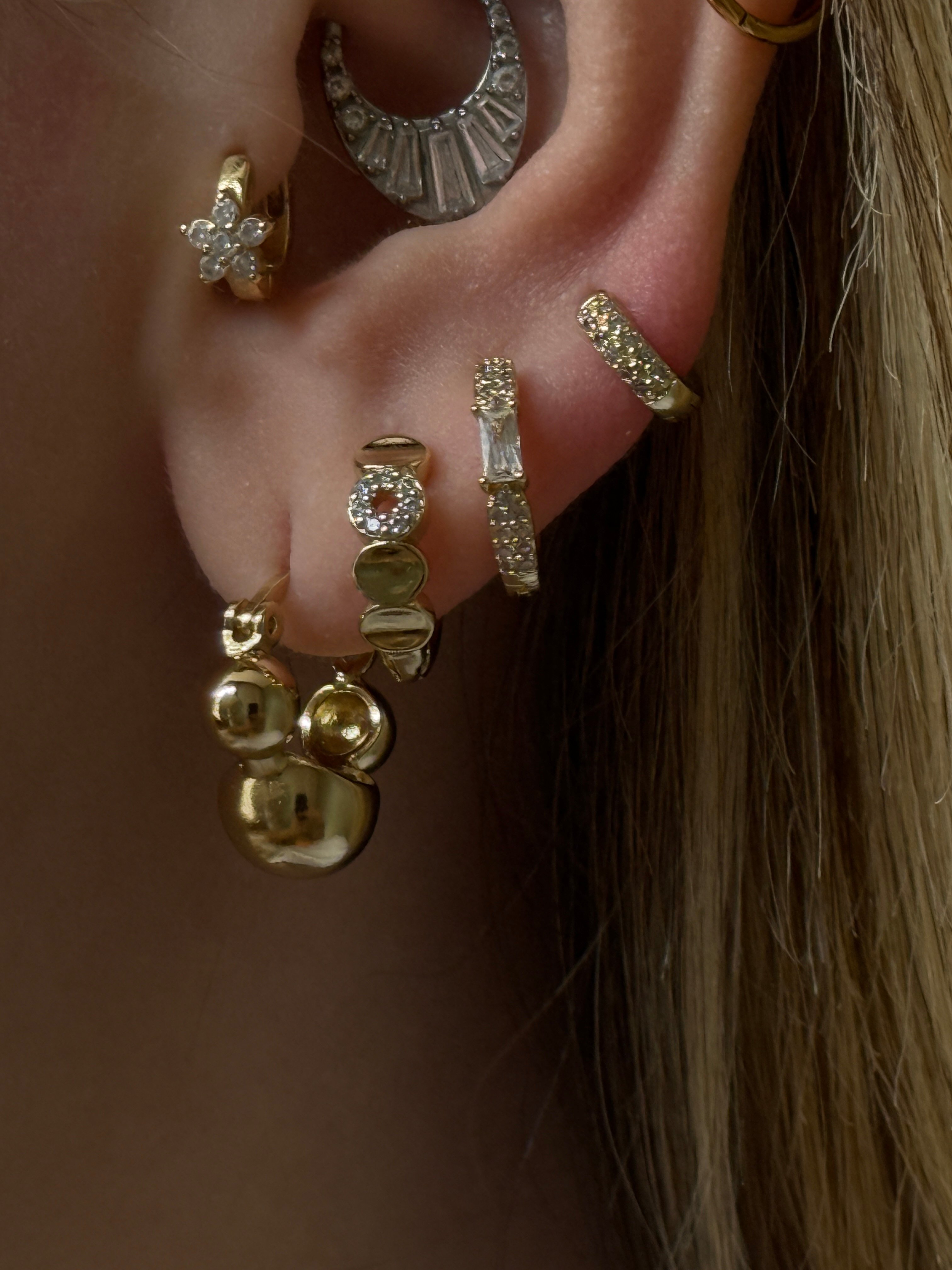 Gold Rengi Zirkon Taşlı Xupıng Kadın Piercing