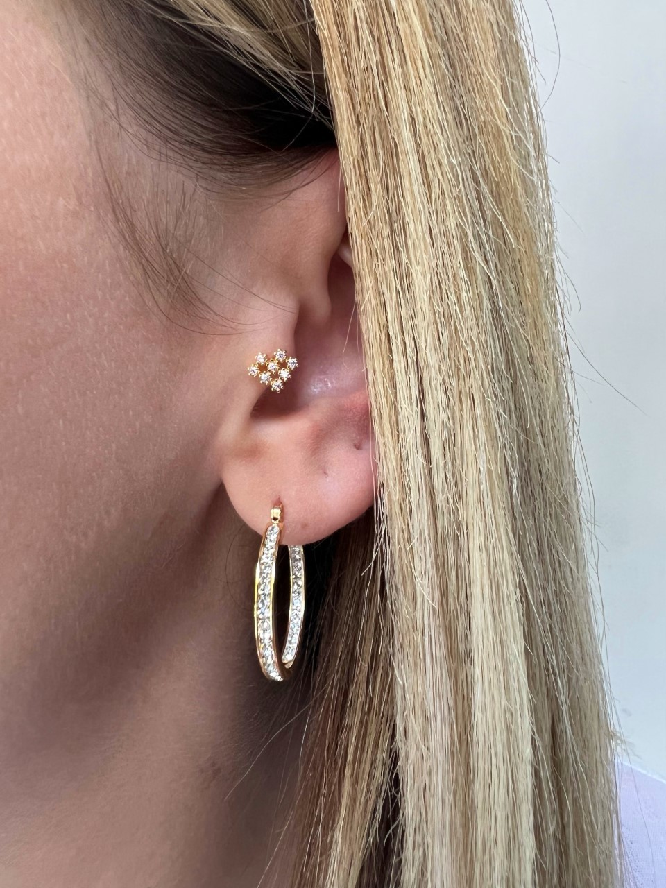 Zirkon Taşlı Gold Renk Piercing