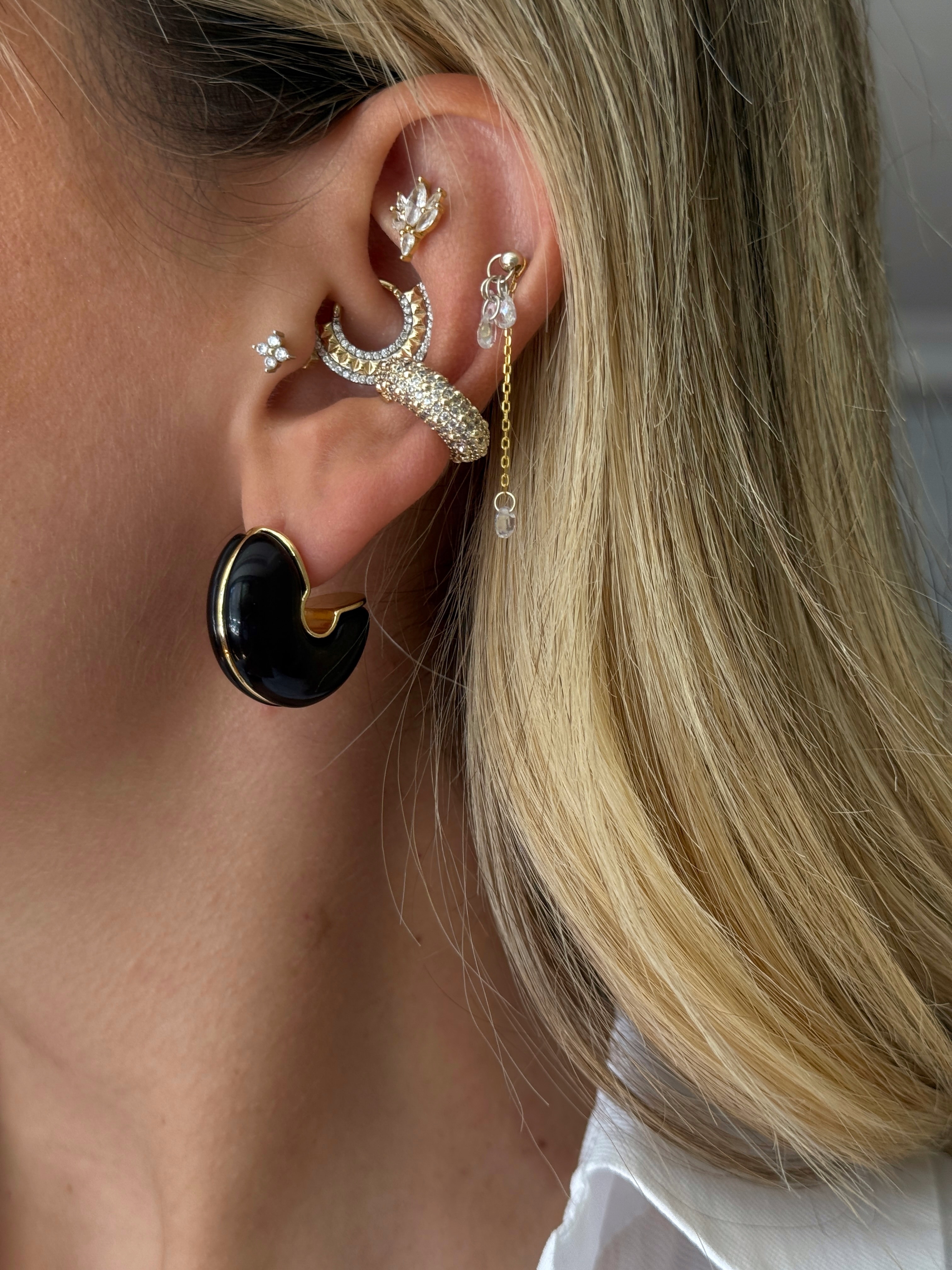 Doğal Taşlı Yarım Halka Kadın Küpe 