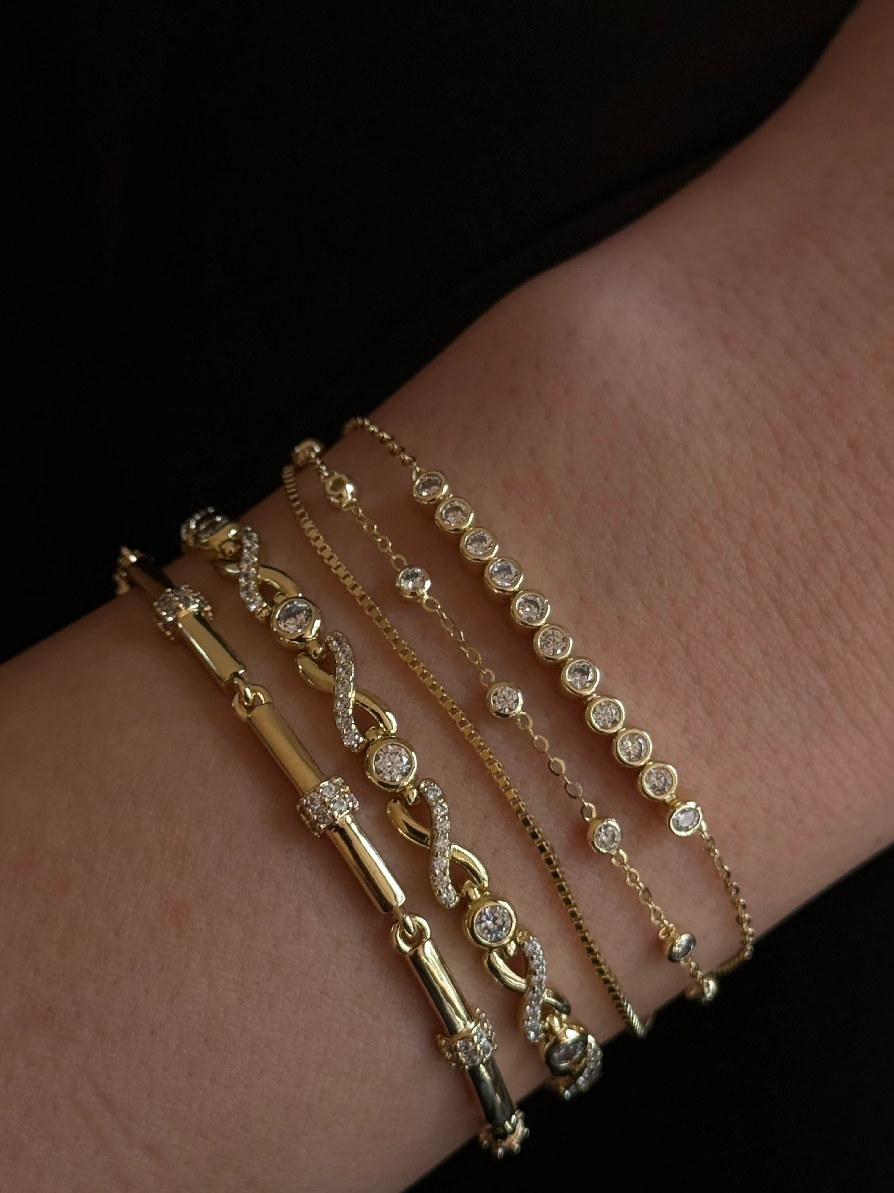 Gold Rengi Bileklik Kombini