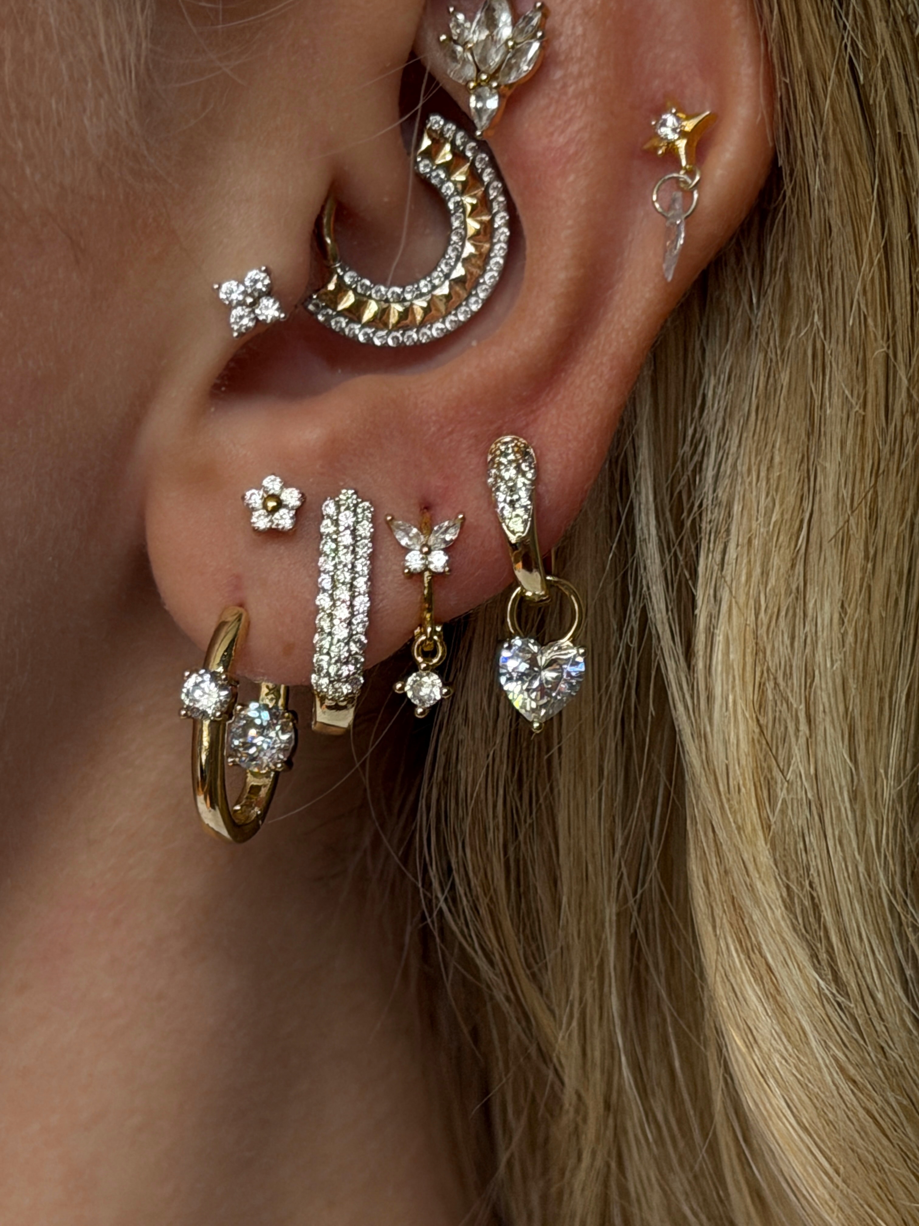 Gold Rengi Zirkon Taş Detaylı Kalp Taş Sallantılı Xupıng Kadın Küpe