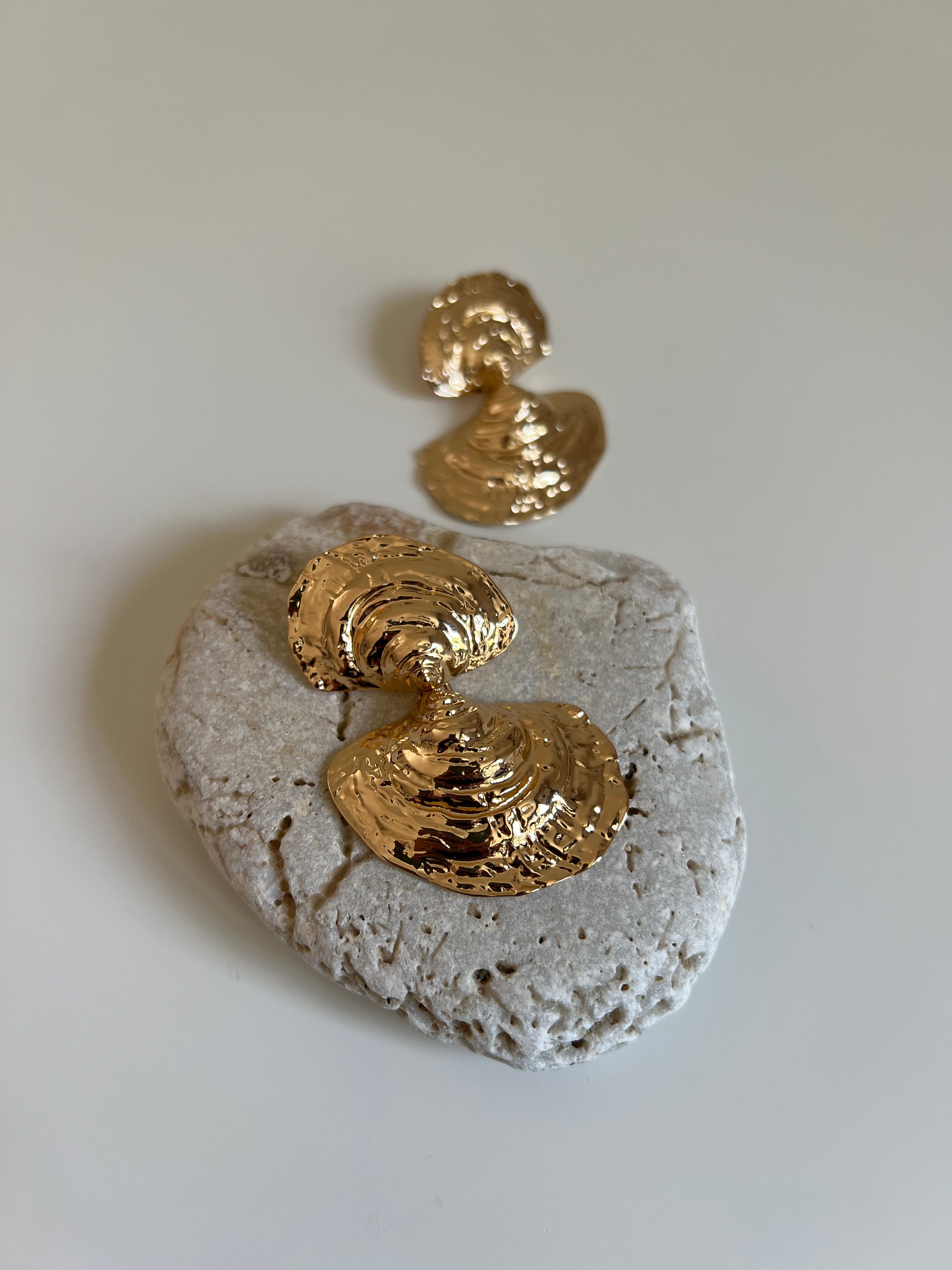 Gold Rengi İkili Midye Model Kadın Küpe
