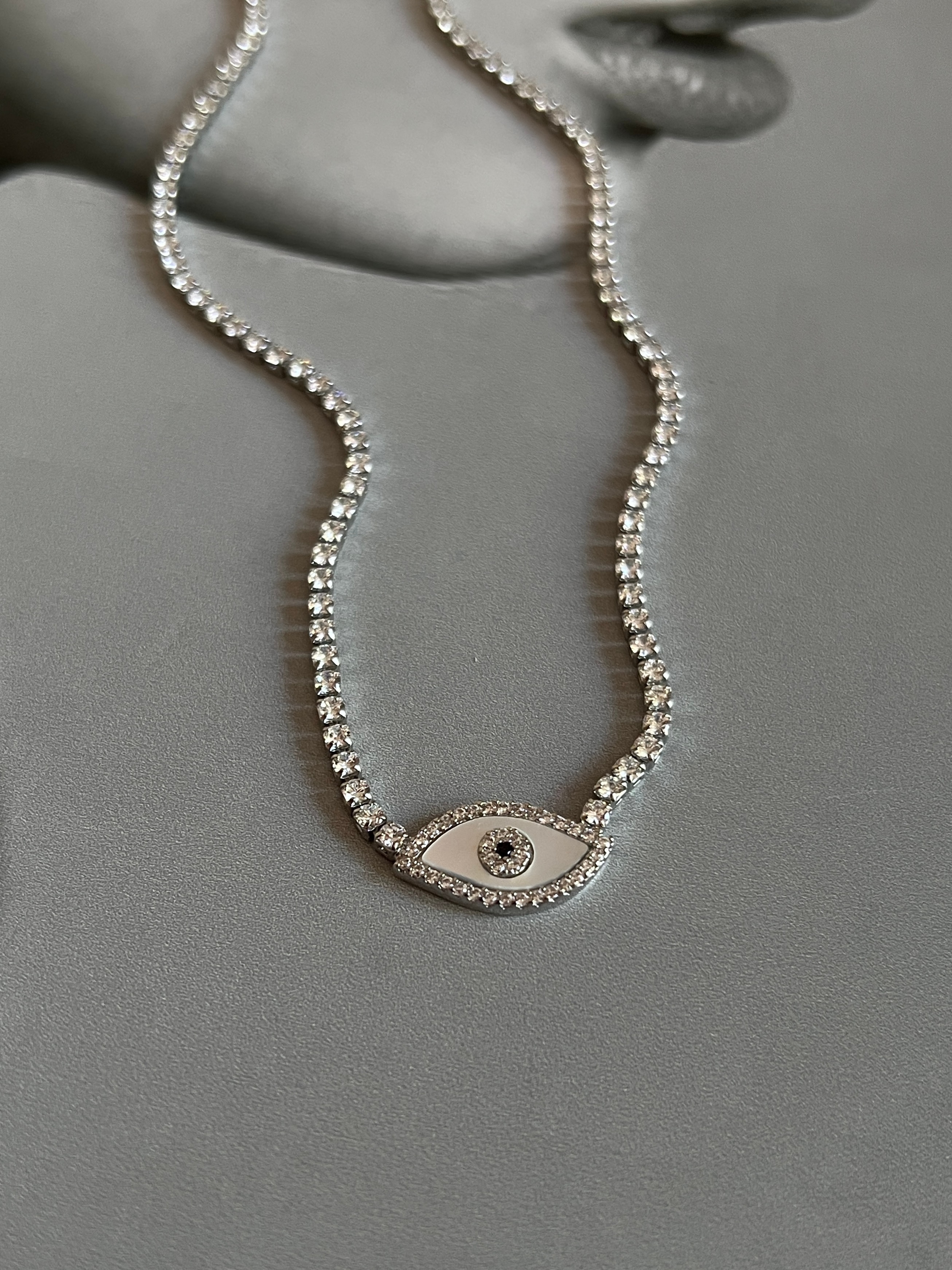 Zirkon Taşlı Göz Figürlü Kadın Kolye