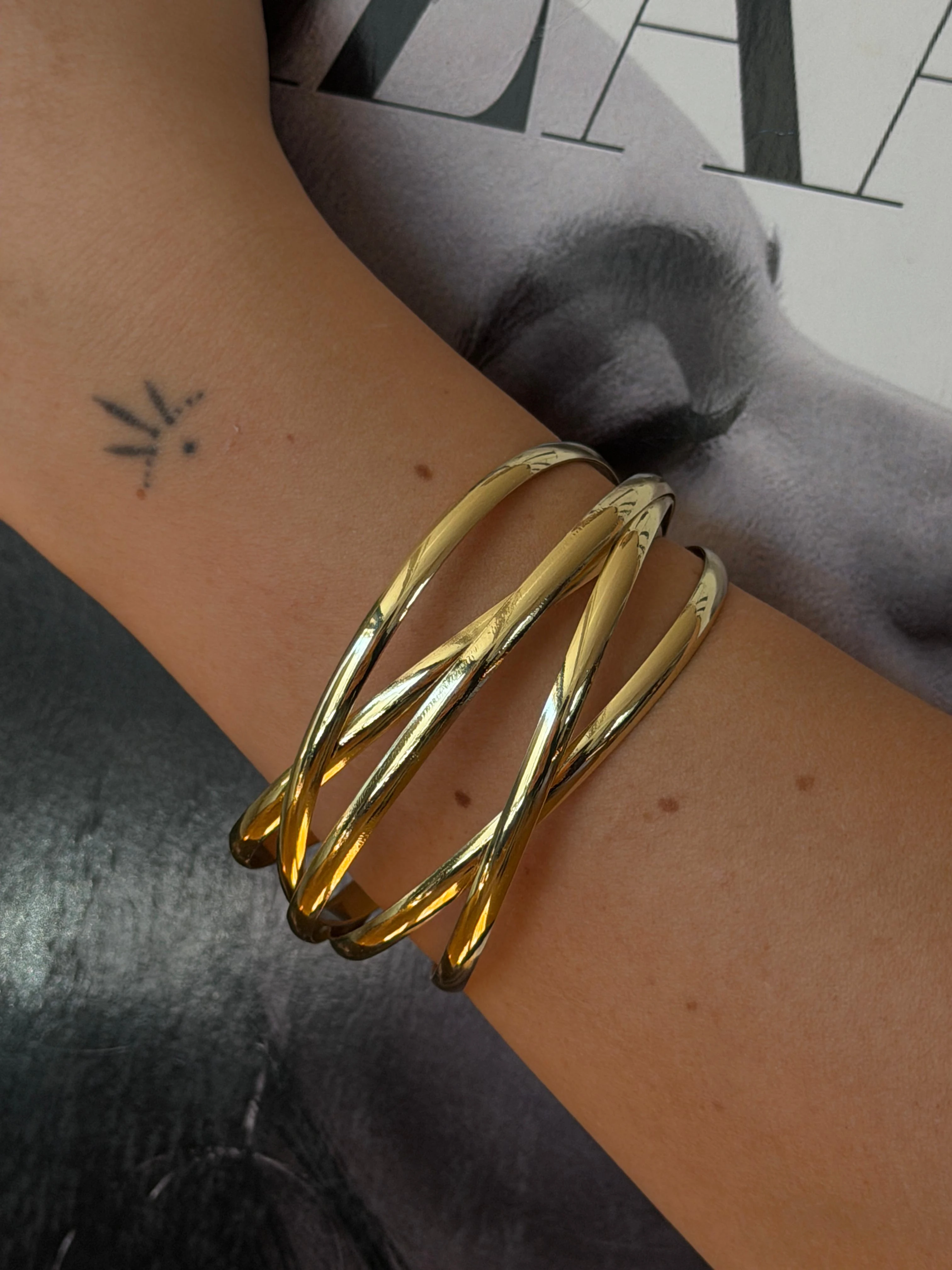 Çapraz Model Kadın Kelepçe Bileklik