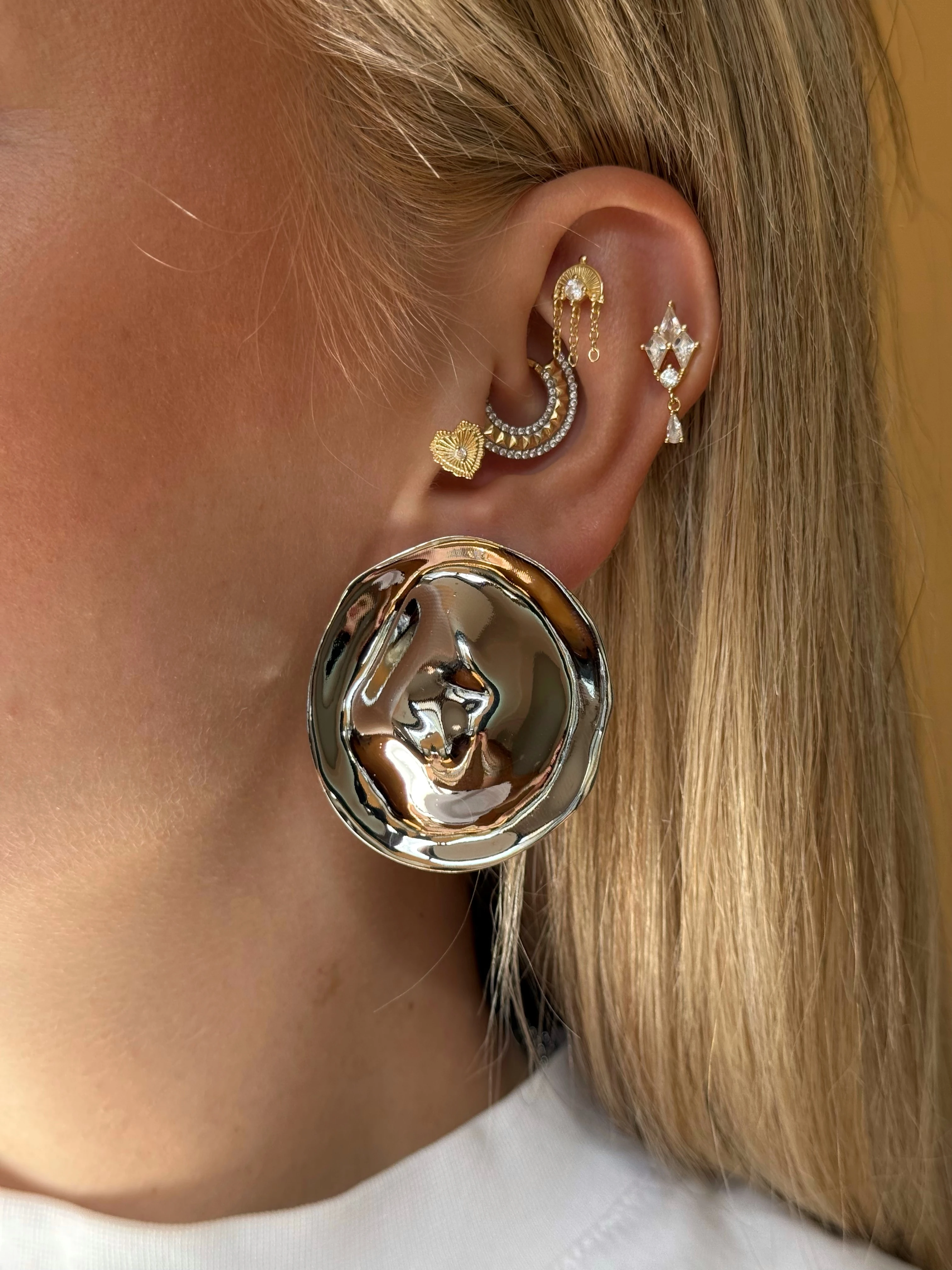 Gold Rengi Taşlı 925 Ayar Gümüş Piercing