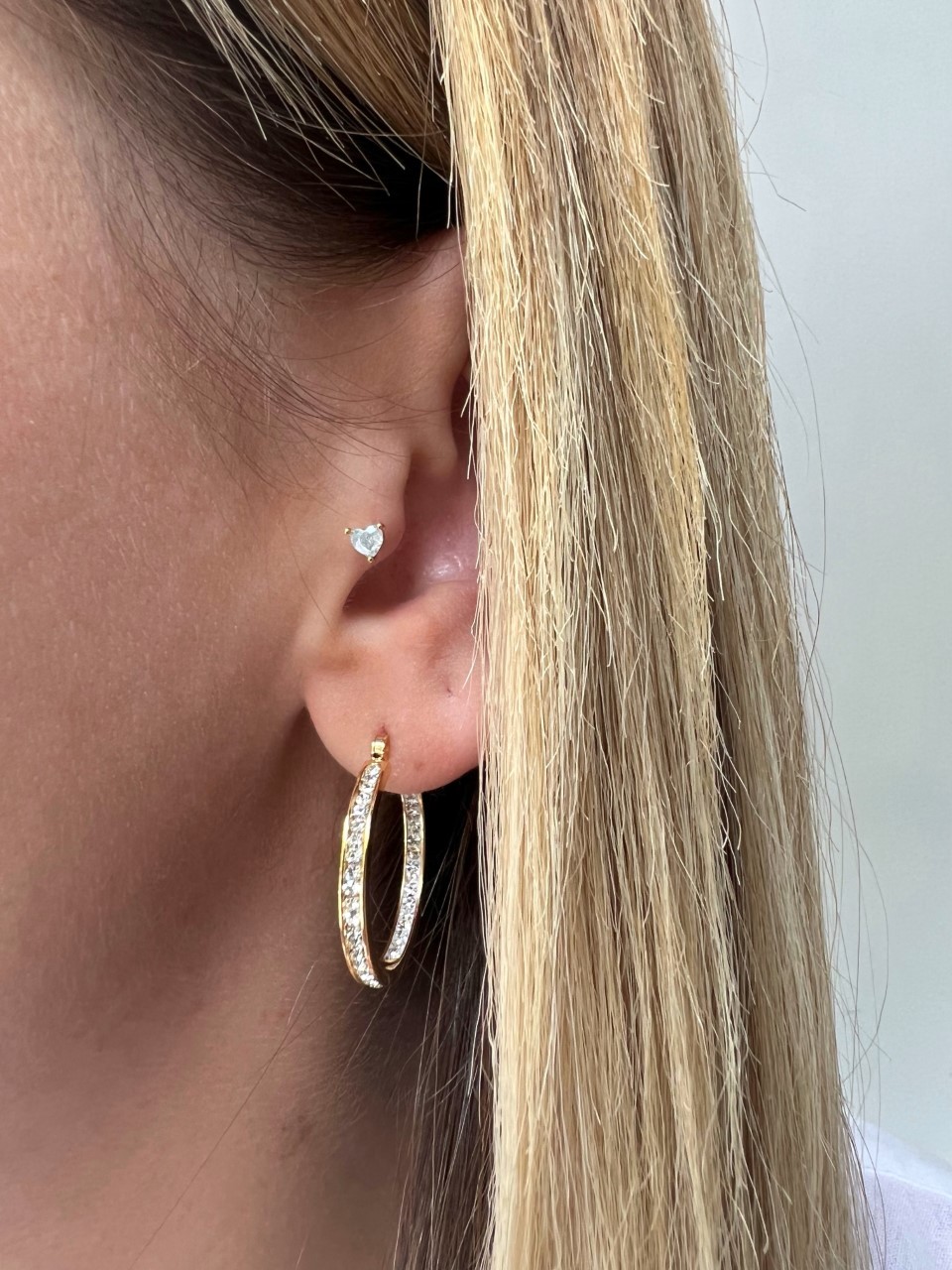 Zirkon Taşlı Gold Renk Piercing