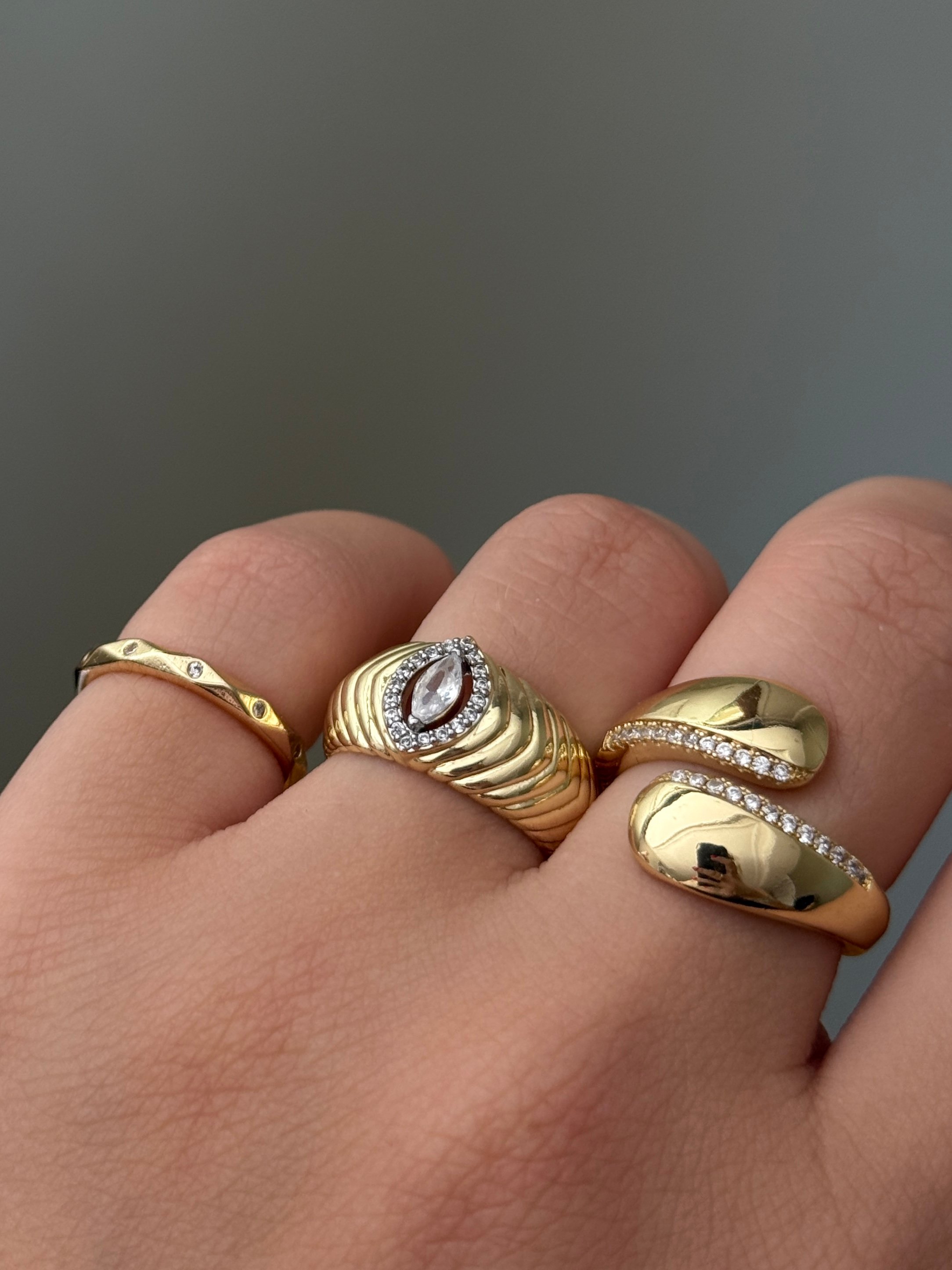 Gold Rengi Damla Zirkon Taş Detaylı Göz Model Kadın Yüzük