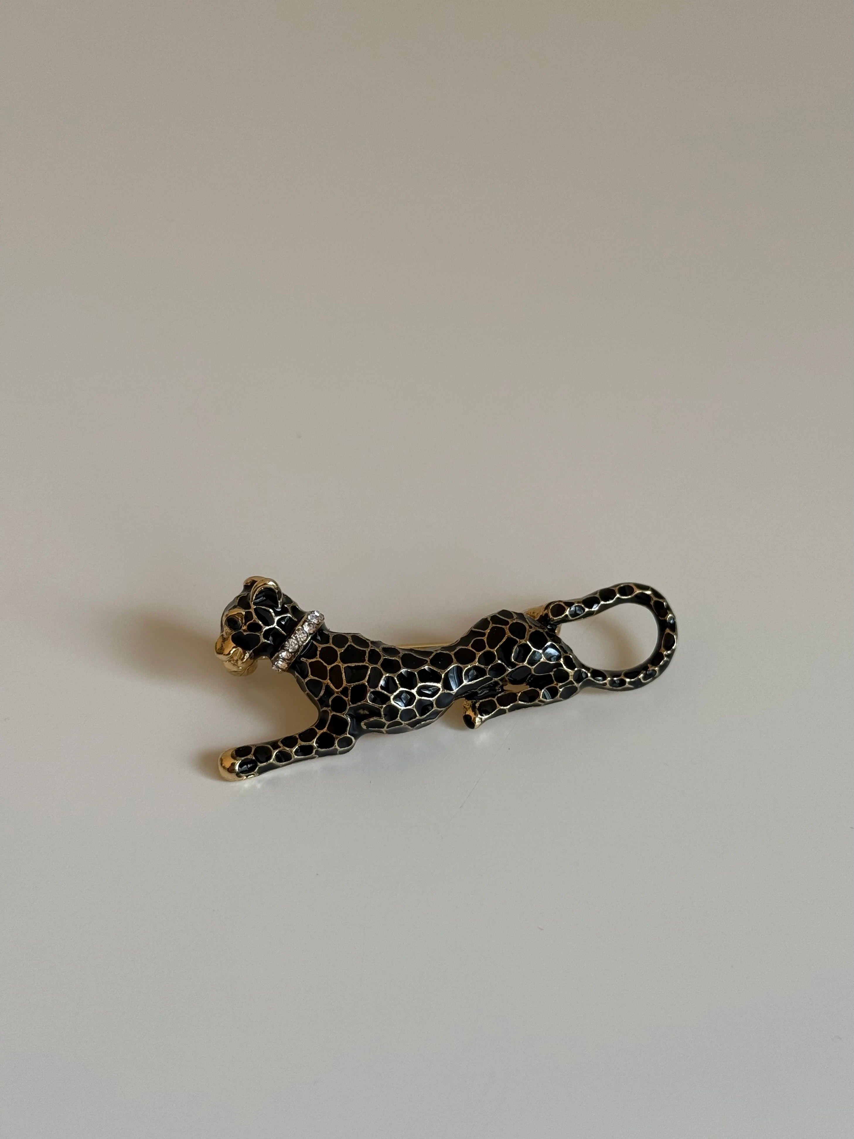 Siyah Panter Broş