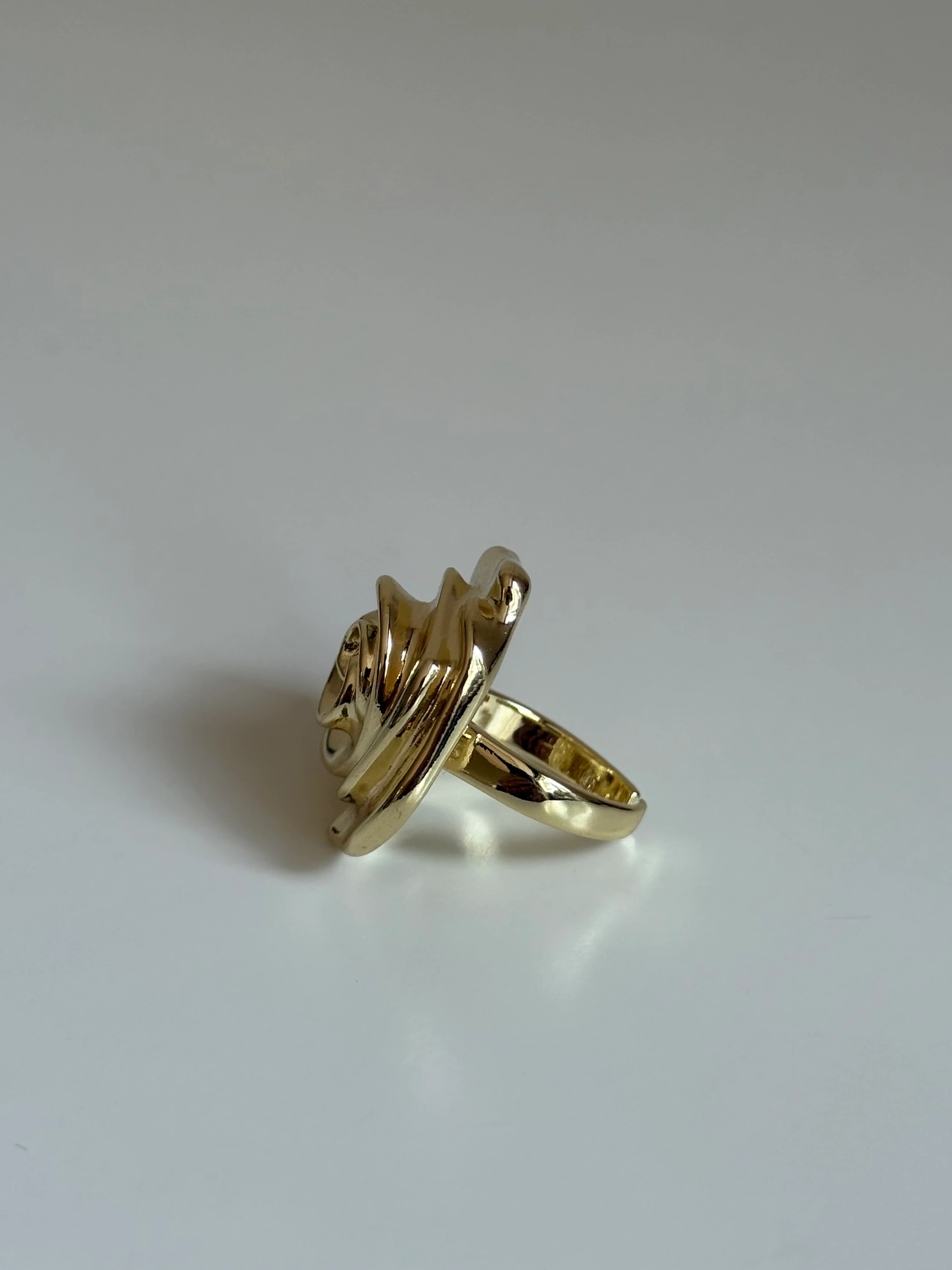 Gül Figür Kadın Yüzük