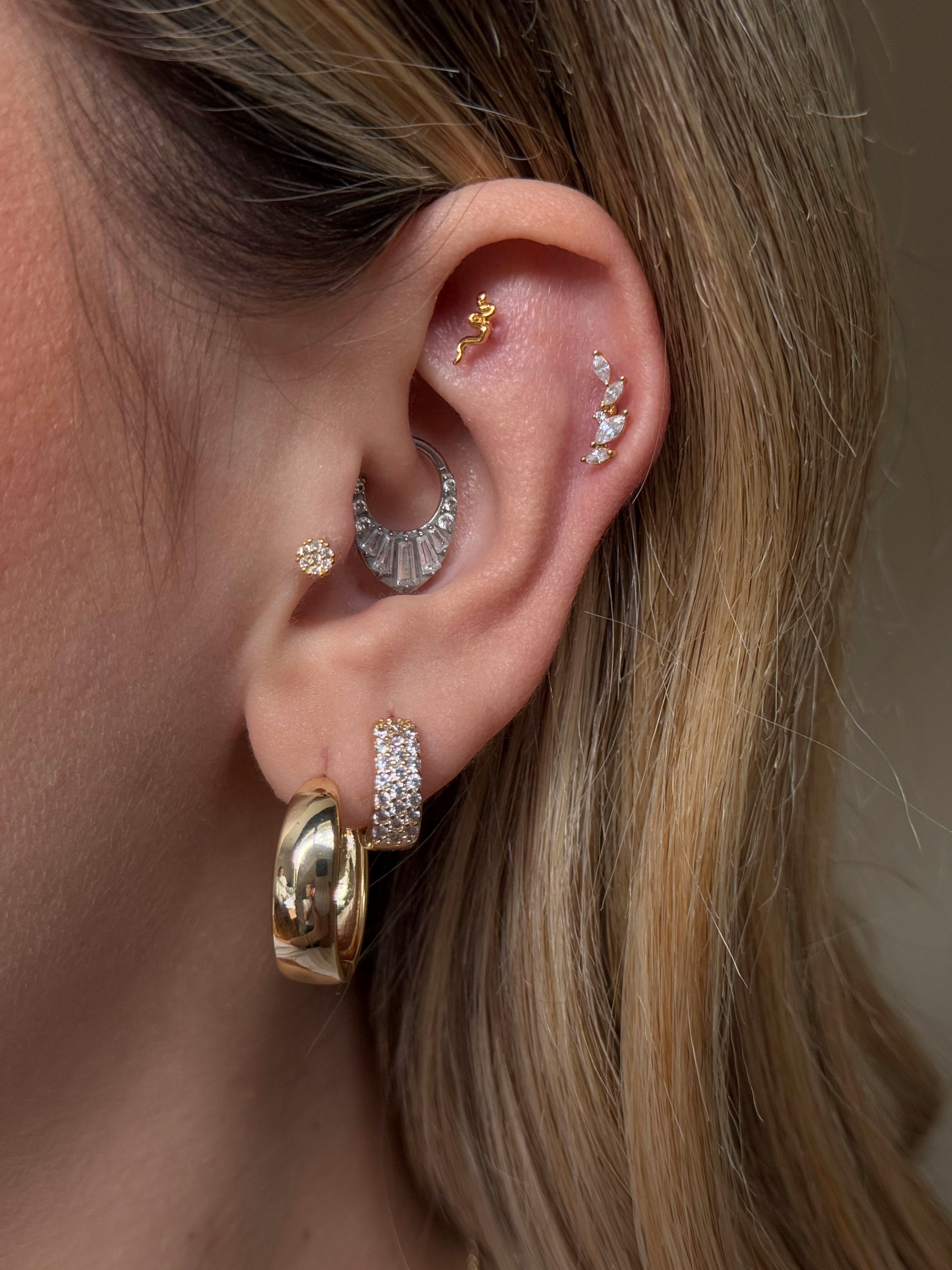 Gold Rengi Zirkon Taşlı Yaprak Model Kadın Piercing