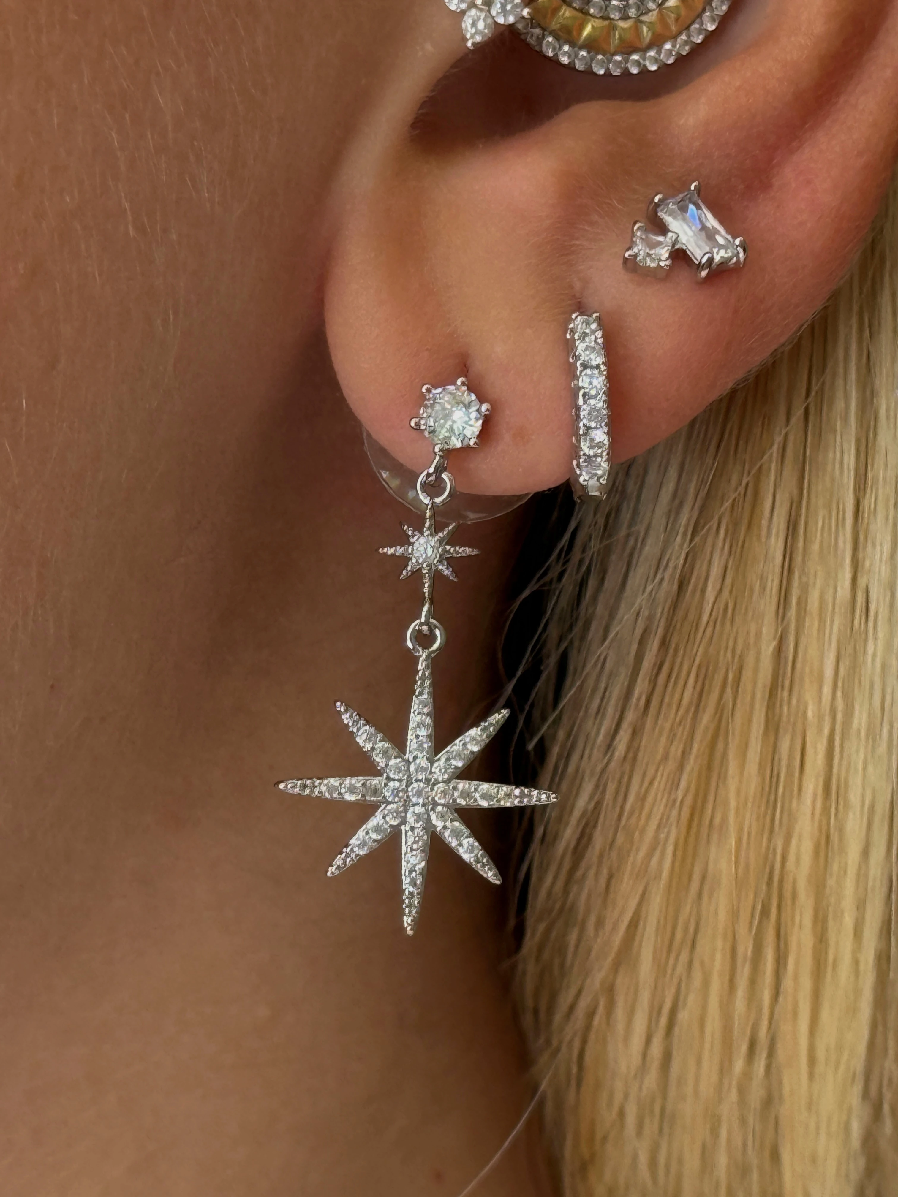 Baget Zirkon Taşlı Kadın Minimal Küpe