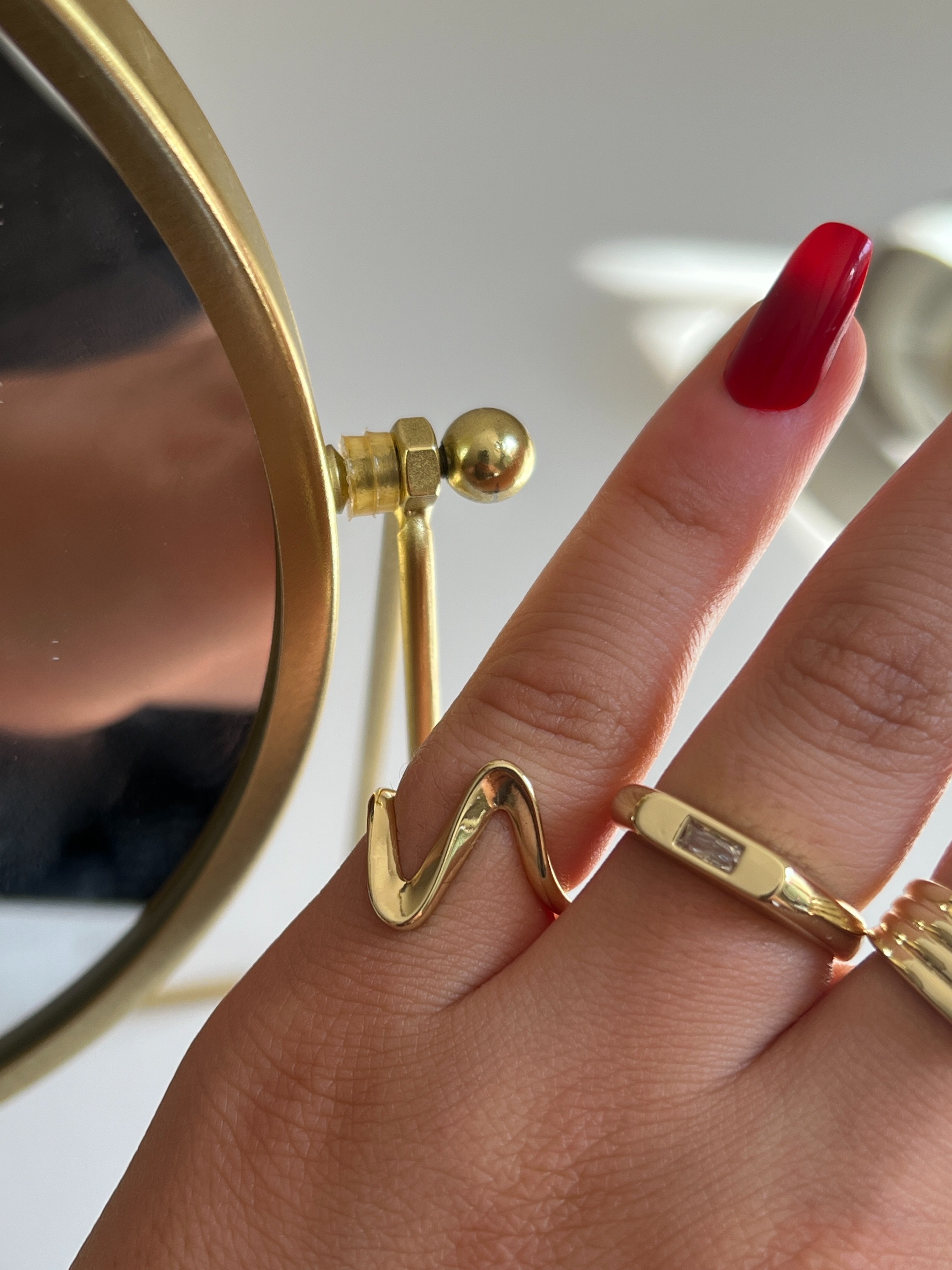 Gold Rengi Dalga Model Kadın Serçe Parmak Yüzük