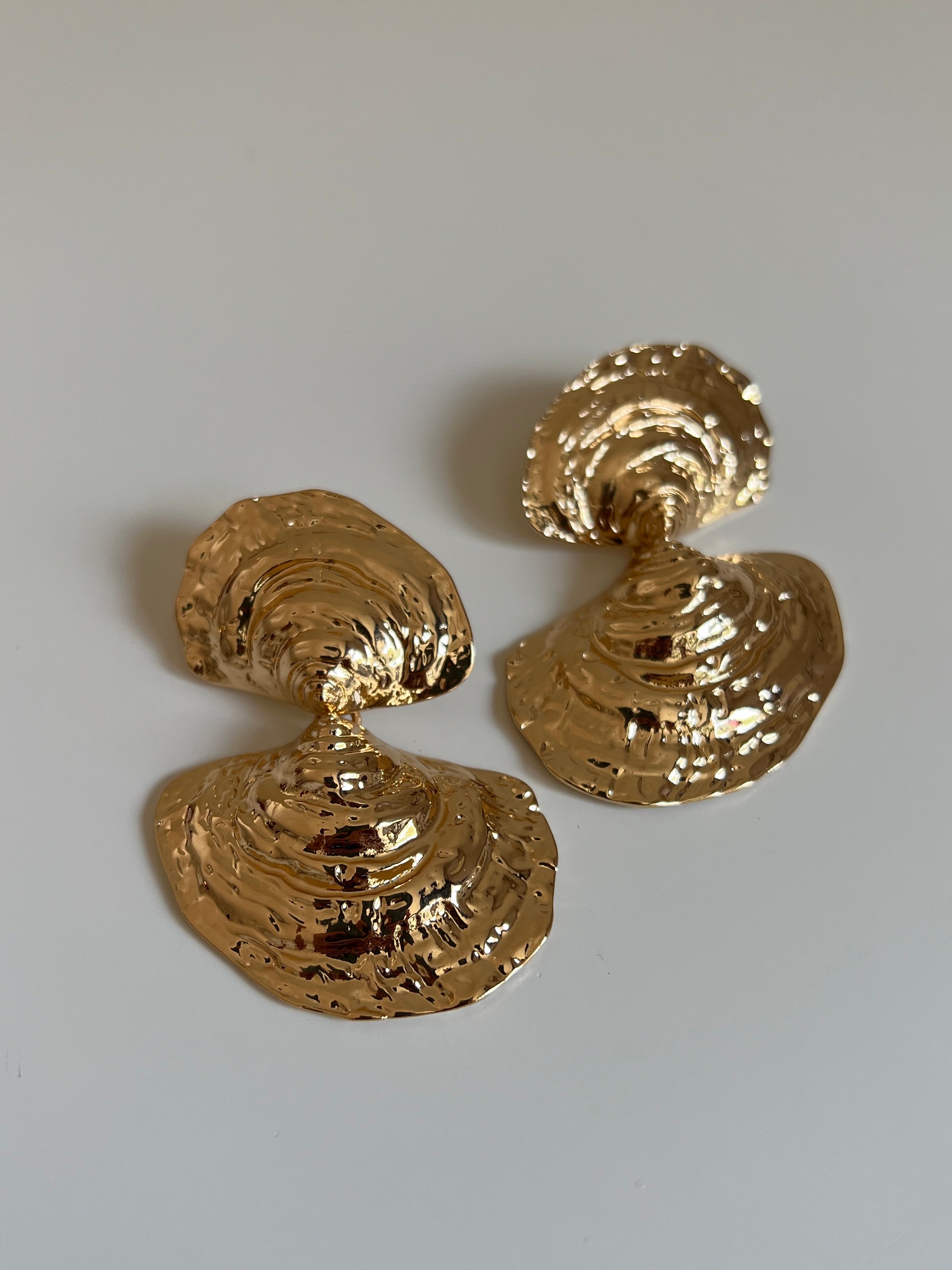 Gold Rengi İkili Midye Model Kadın Küpe